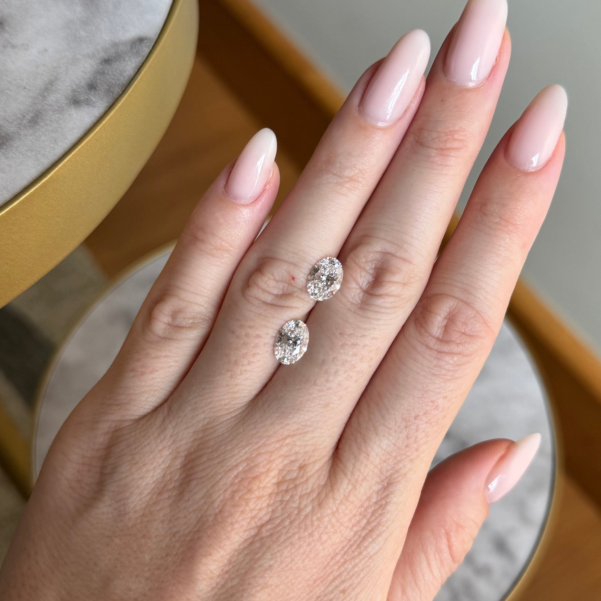 Matched Pair | Oval | 3.16ctw D/E VS1/VVS2 | 1.40 ratio | MPOV316