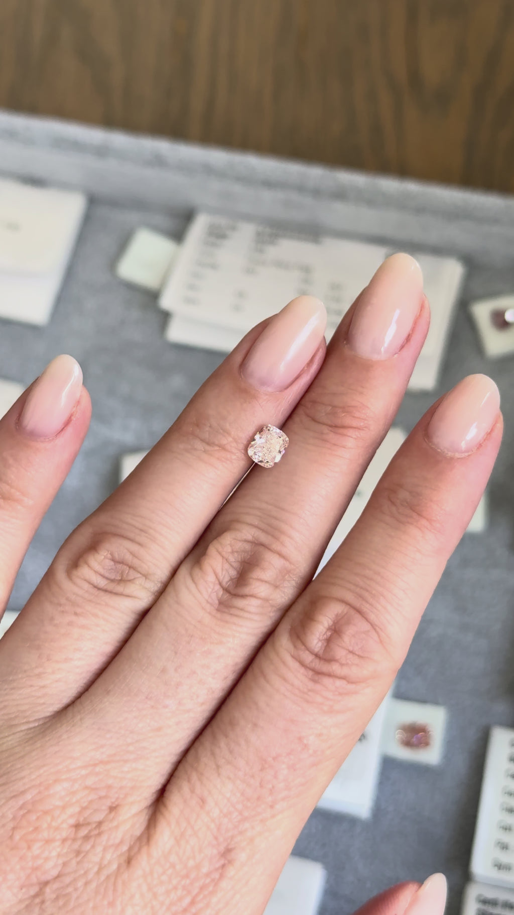 Cushion | 1.03ct Fancy Intense Pink VVS2 | 1.21 ratio | IGI Certified 627487290