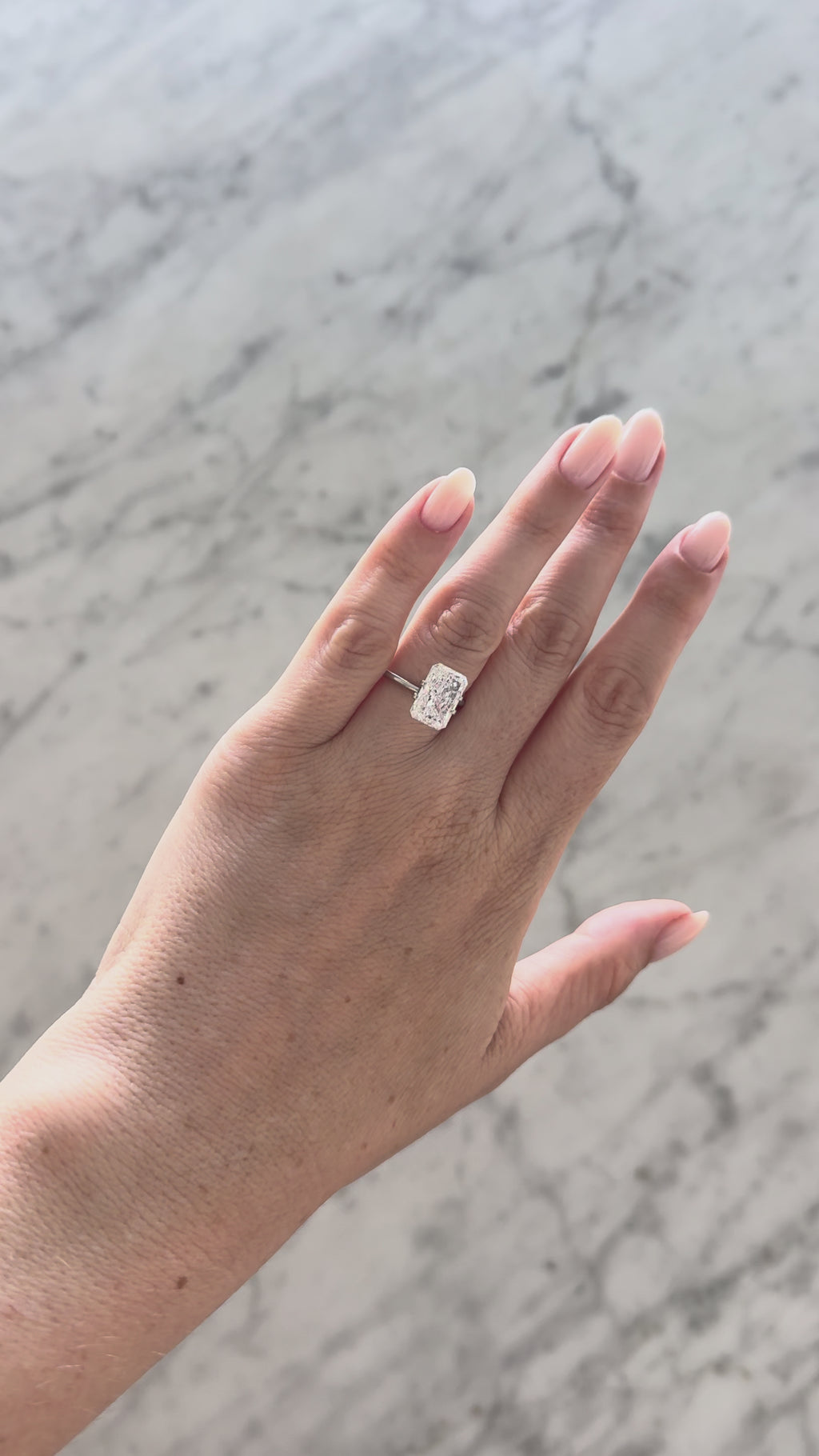 Radiant | 4.09ct D VS1 | 1.49 ratio | IGI Certified LG788640790