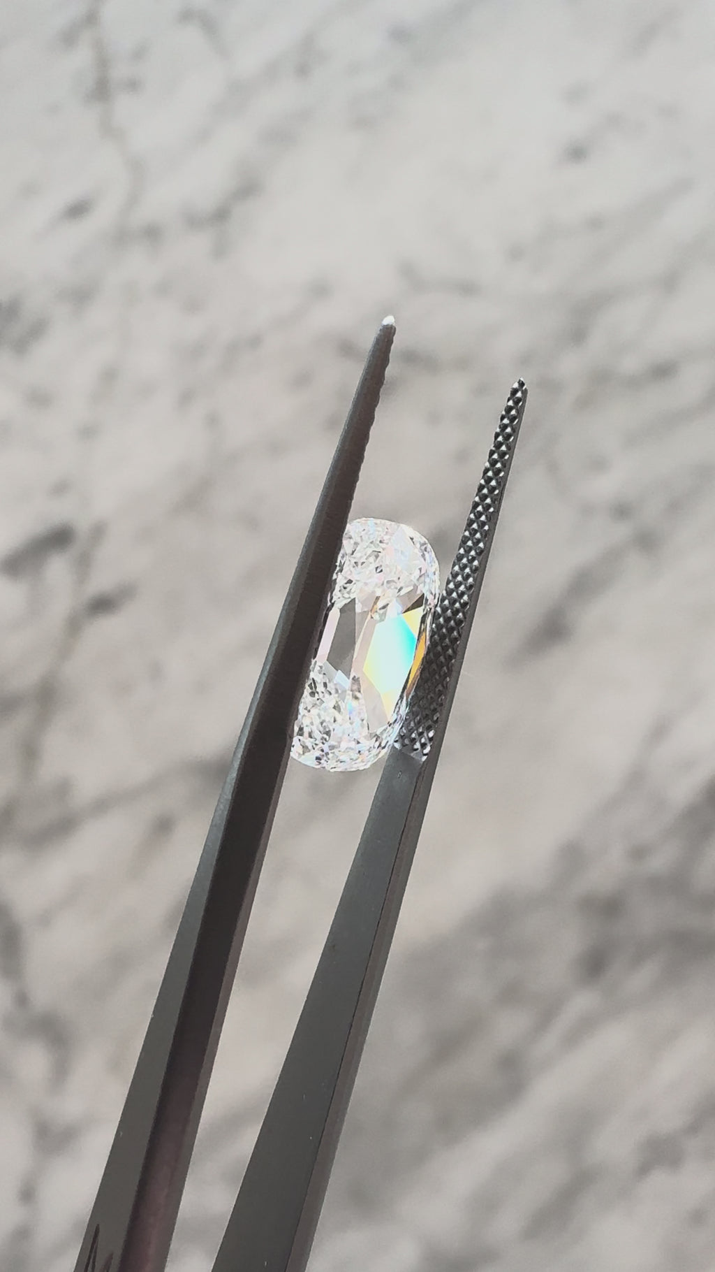 Old Mine Cushion | 3.22ct D VS1 | 1.61 ratio | IGI Certified LG741521846