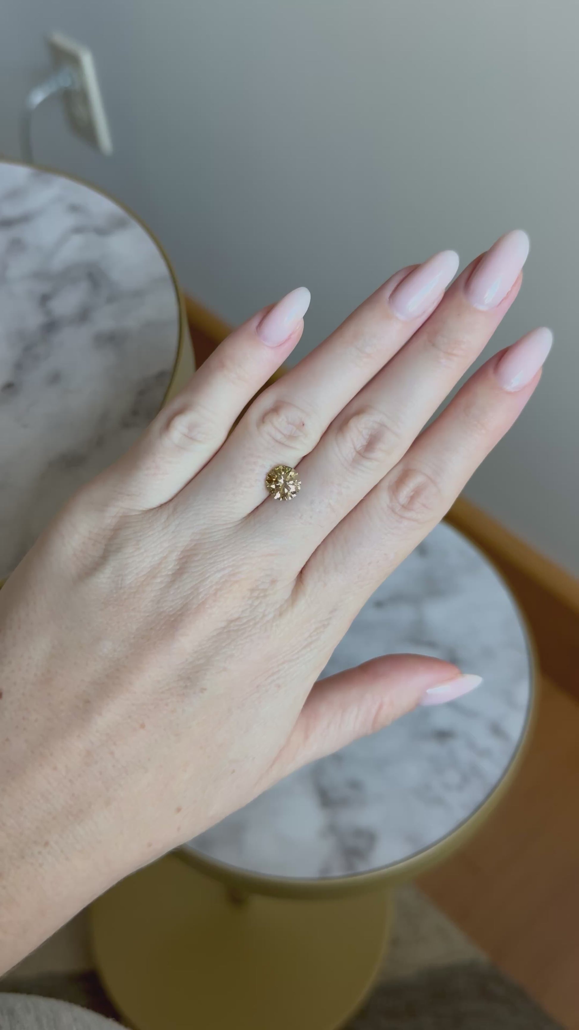 Round | 2.16ct Fancy Intense Greenish Green VS1 | 654408297 | FRD216