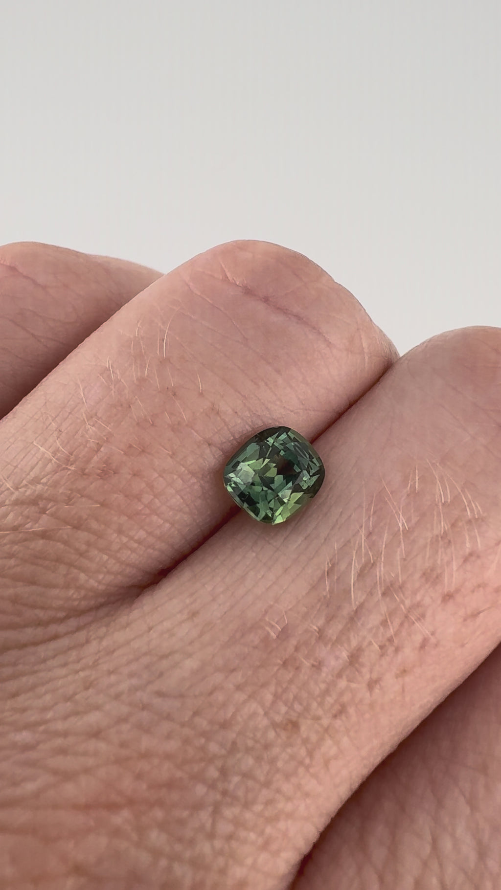 1.52ct Teal Sapphire | 1.09 ratio