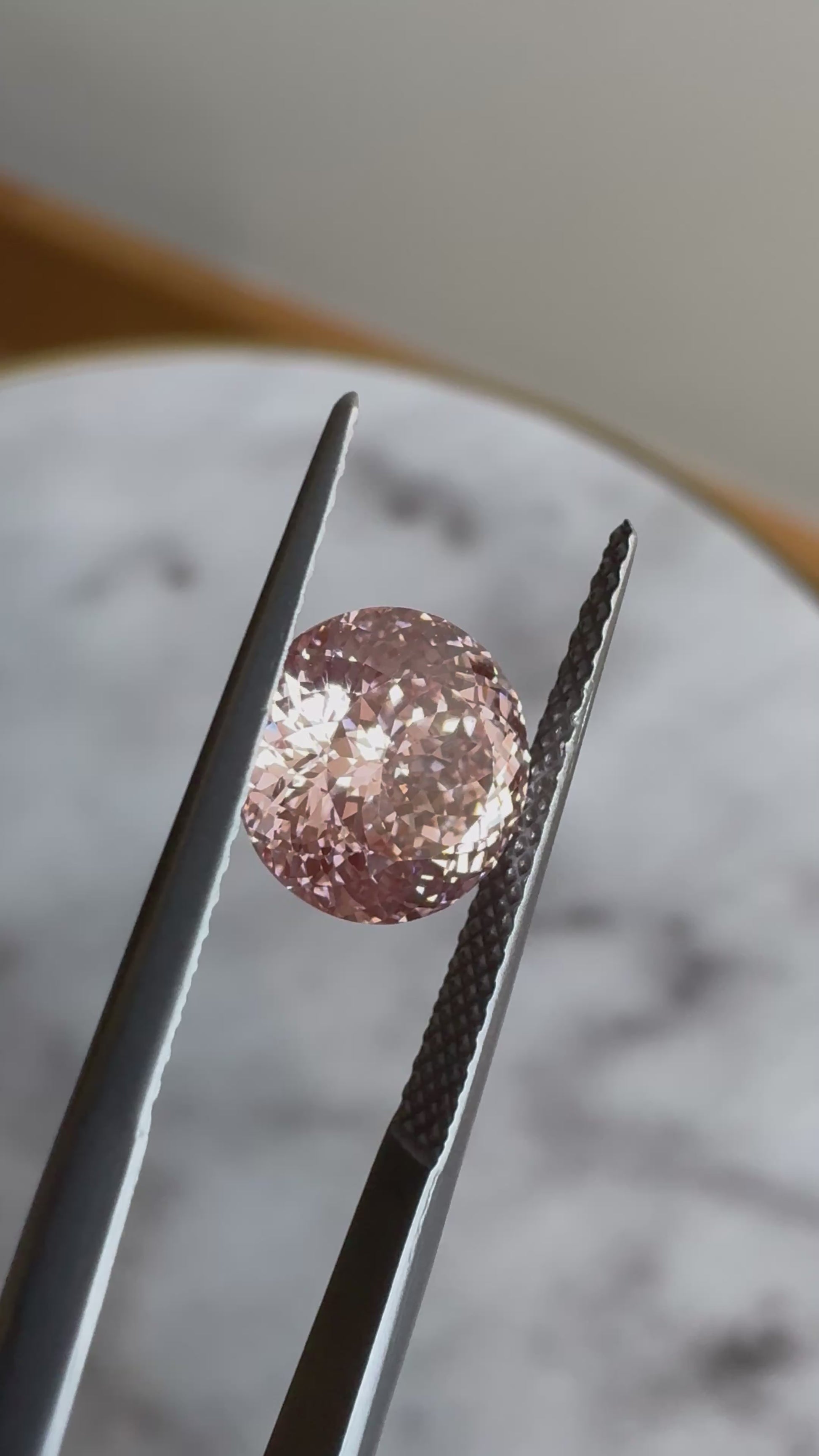 Portuguese | 2.51ct Fancy Intense Pinkish Pink VS1 | 662457037 | FPORT251