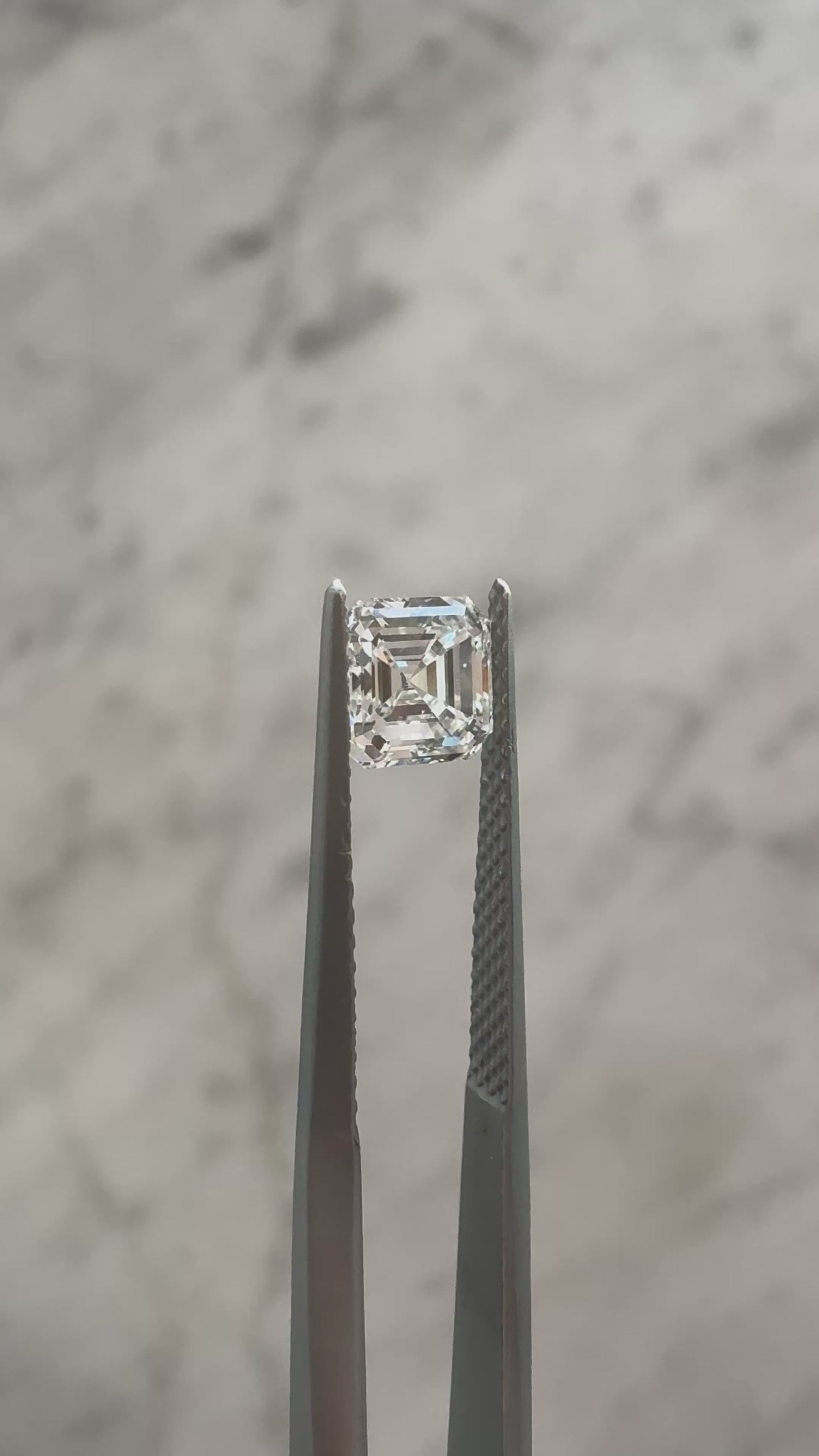 Asscher | 1.01ct F VS2 | IGI Certified 732533824