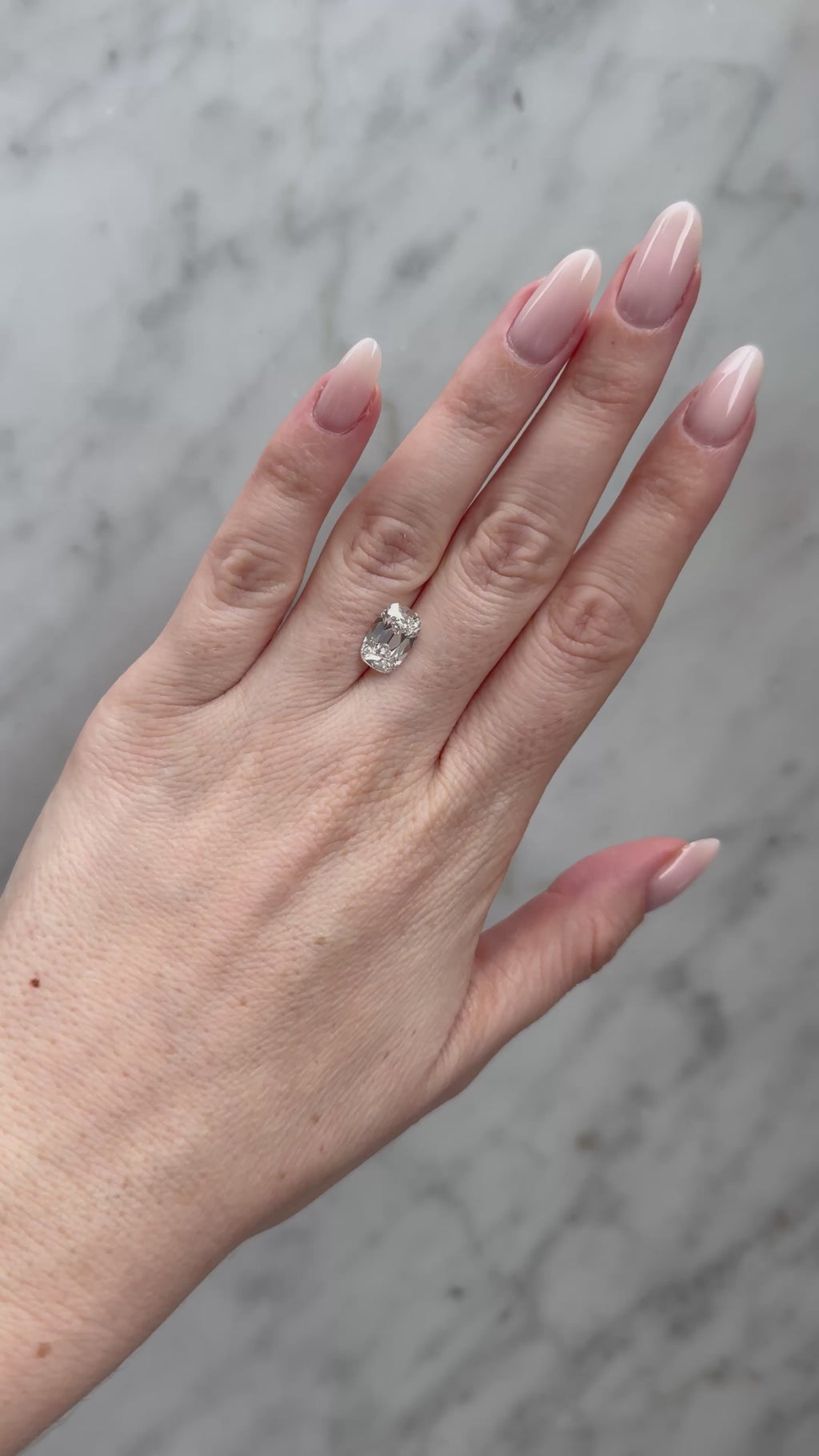 Old Mine Cushion | 3.05ct D VVS2 | 1.55 ratio | LG737598956 | OM305