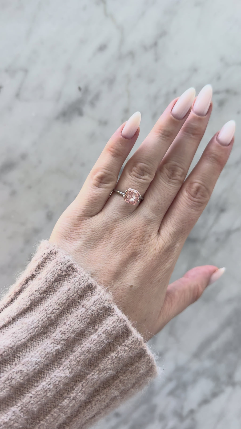 Cushion | 3.48ct Fancy Vivid Pink VS1 | 1.02 ratio | IGI Certified 671412883