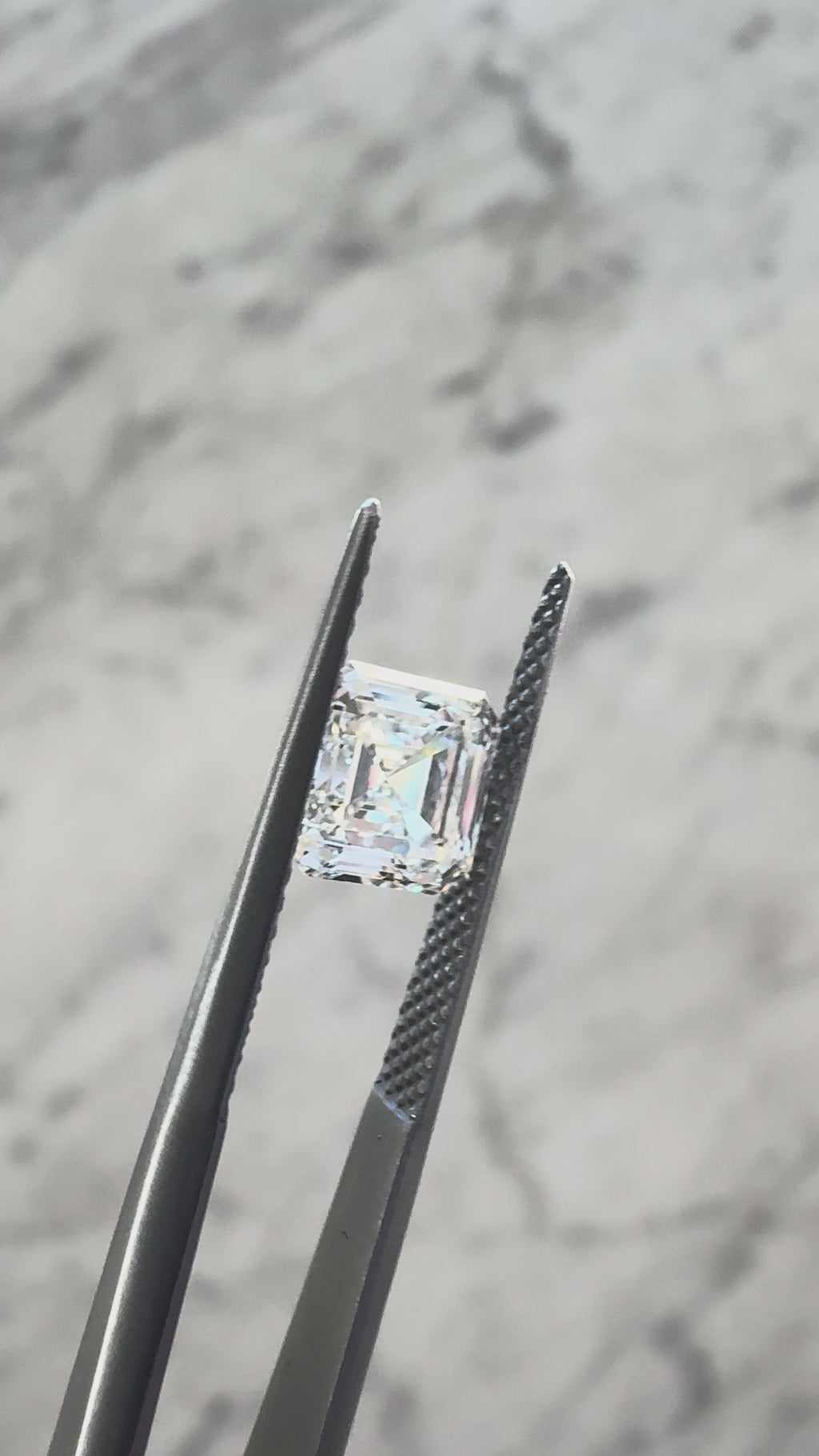 Asscher | 1.56ct F VVS2 | IGI Certified LG780650313