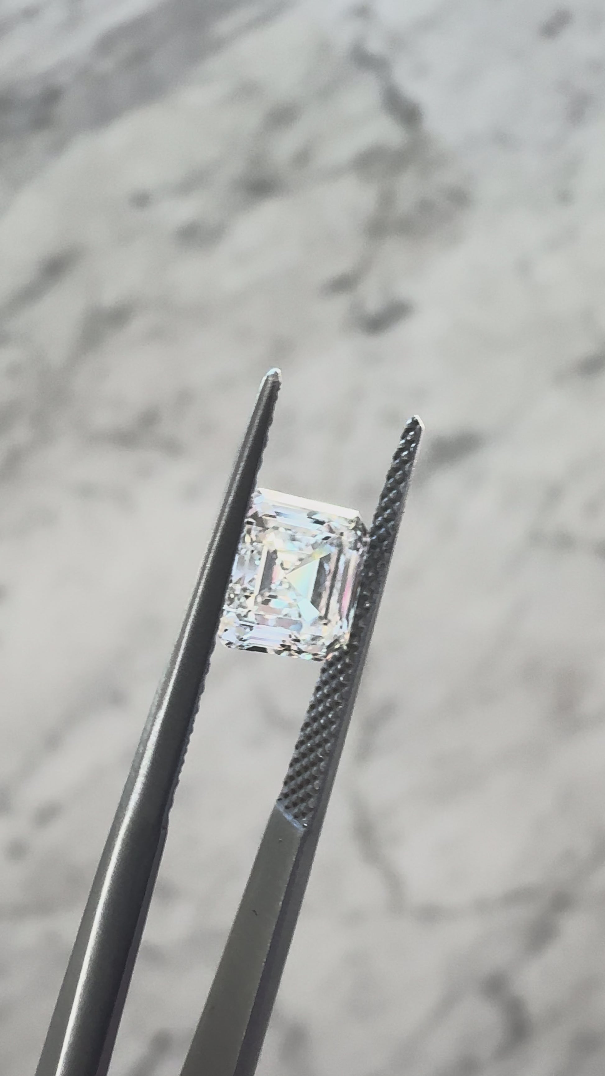 Asscher | 1.56ct F VVS2 | IGI Certified LG780650313