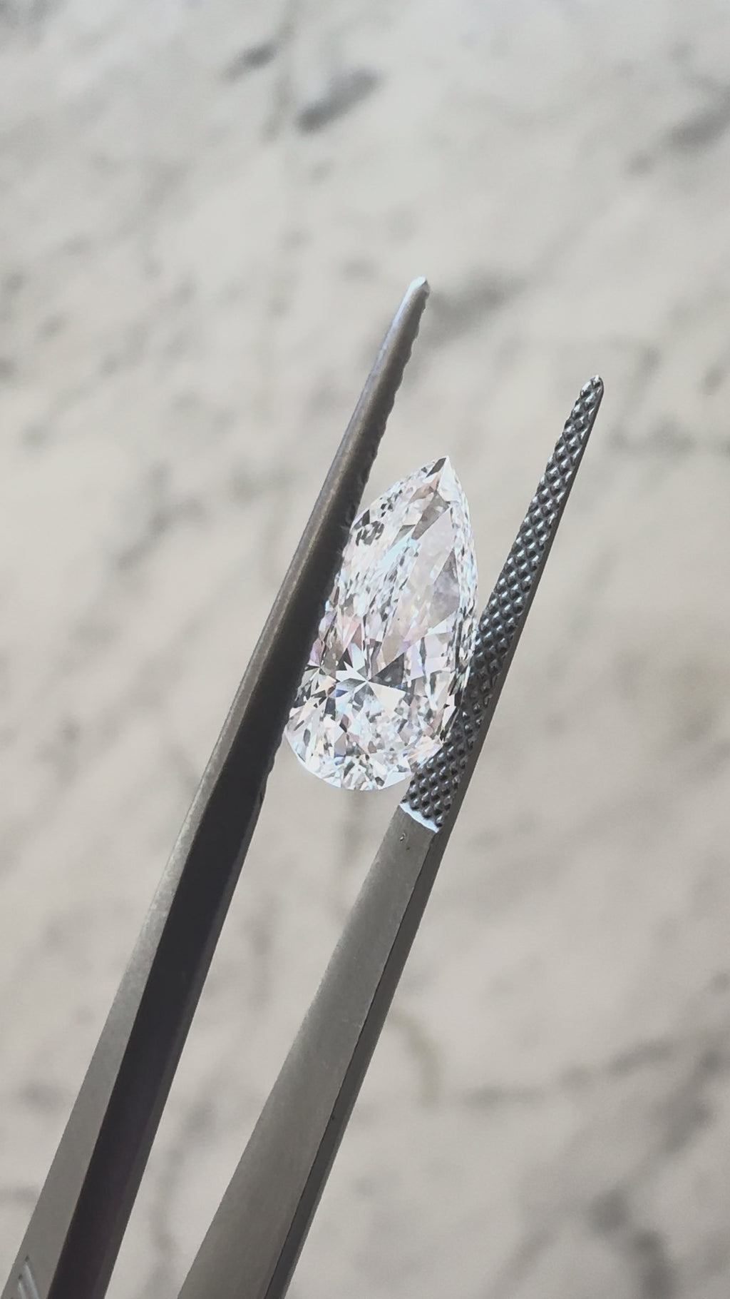Pear | 3.10ct D VS2 | 1.58 ratio | IGI Certified LG705539765