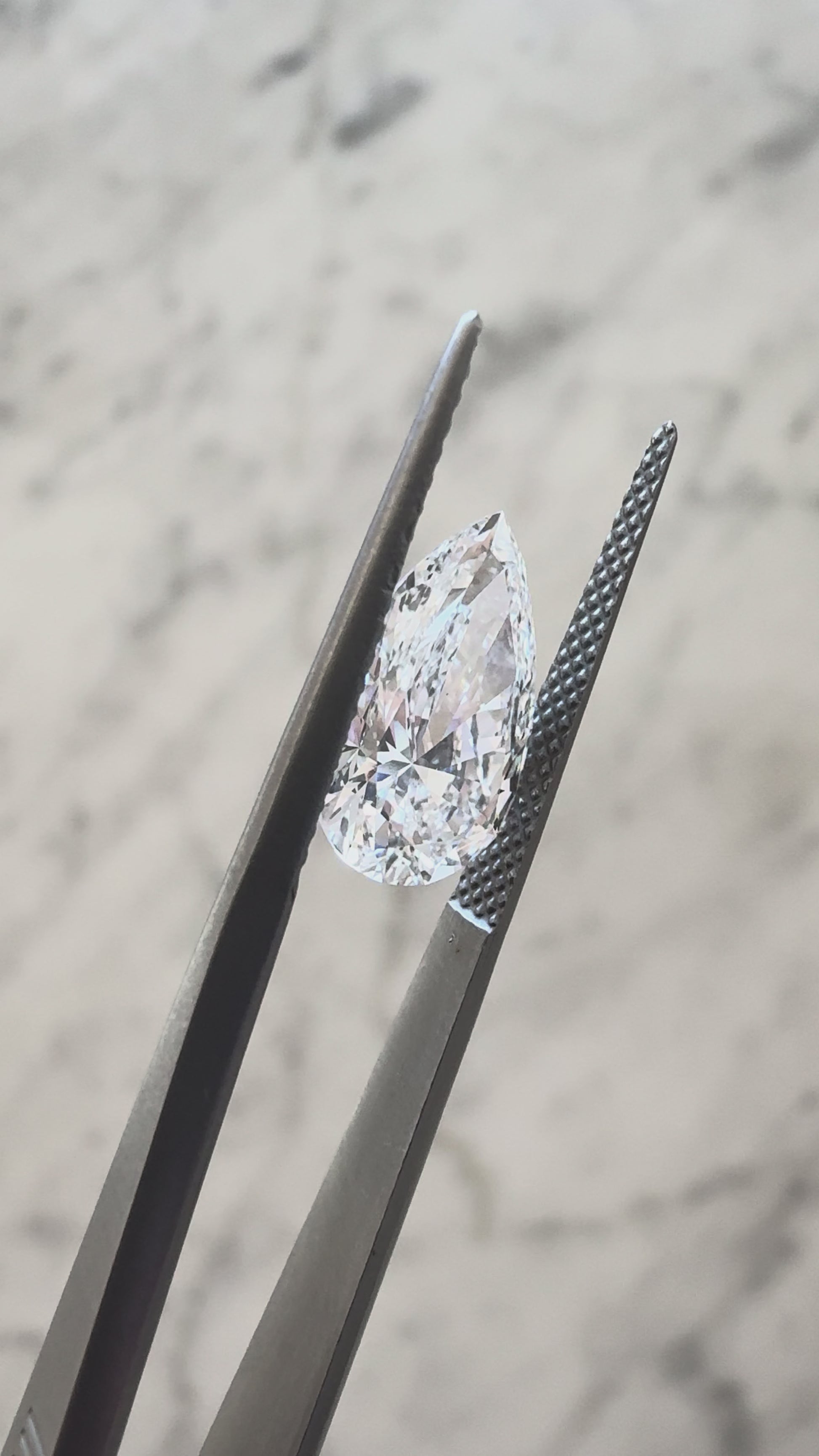 Pear | 3.10ct D VS2 | 1.58 ratio | IGI Certified LG705539765