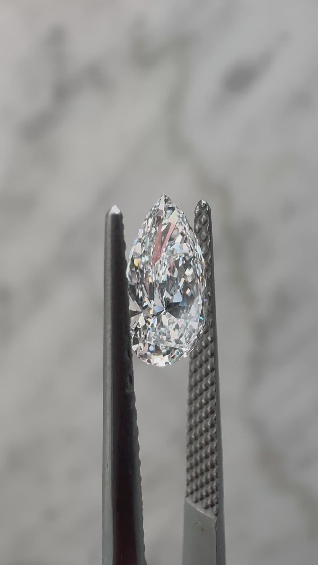 1ct Pear | G VS2 | Founder's Pick