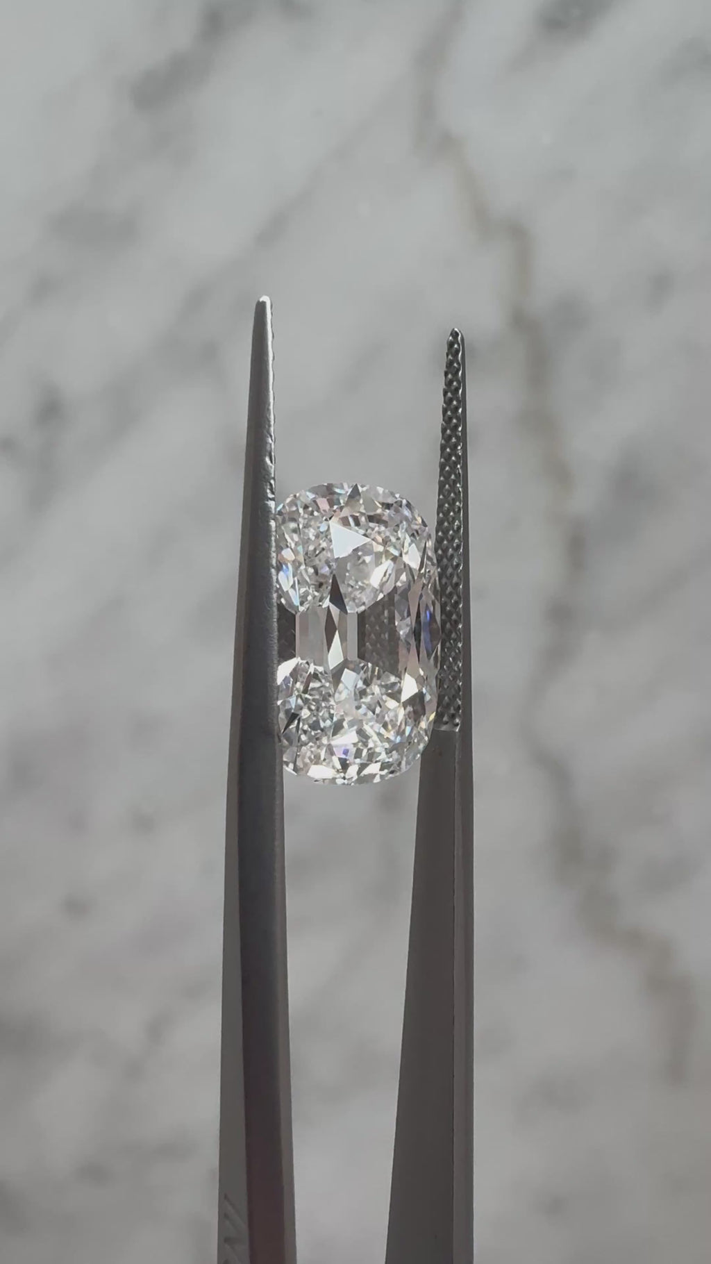 Old Mine Cushion | 5.26ct D VS1 | 1.5 ratio | LG741521844 | OM526