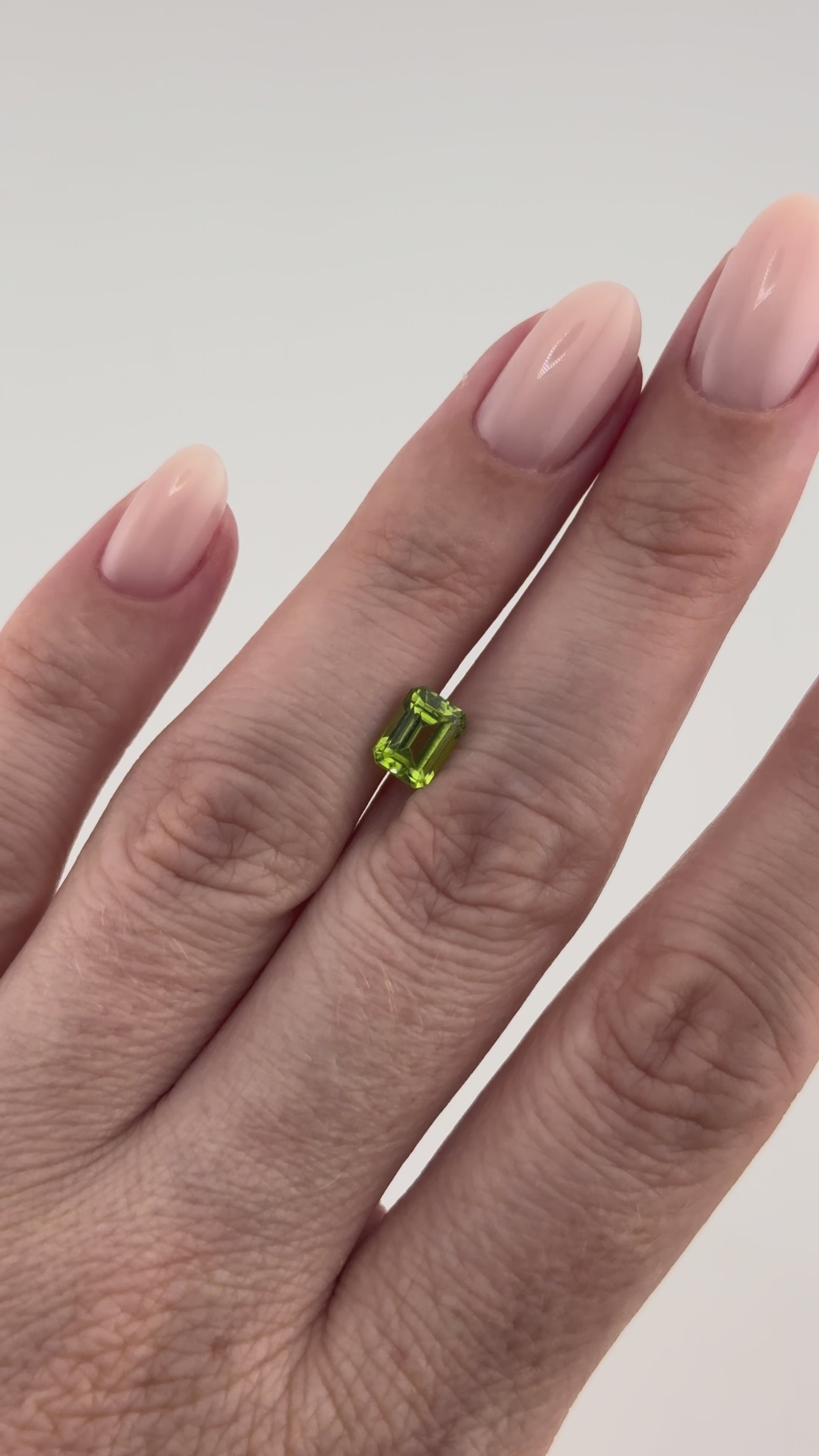 1.43ct Peridot | 1.38 ratio