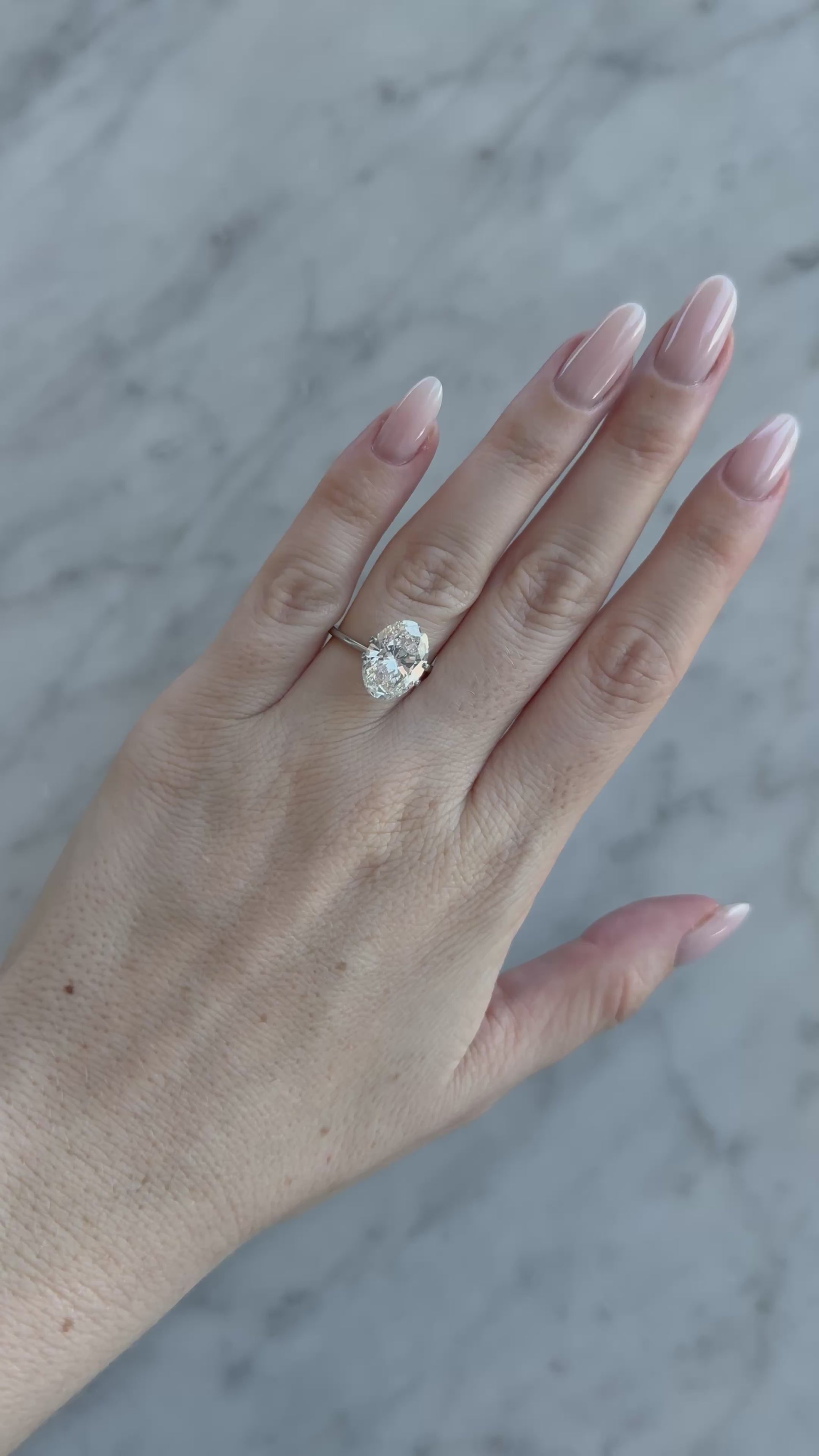 Oval | 4.87ct F VS1 | 1.41 ratio | IGI Certified LG691544459 | OV487