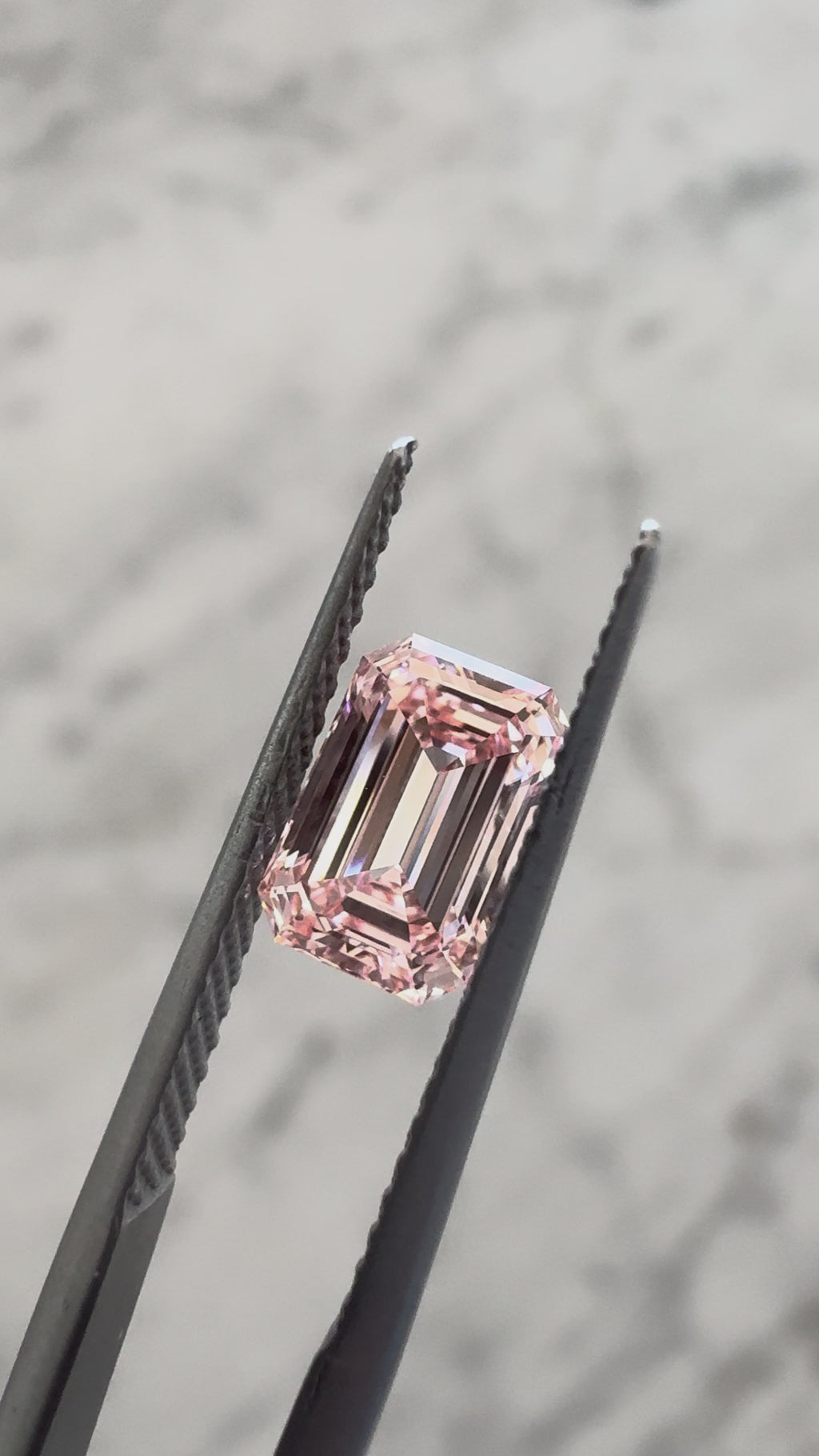 Emerald | 1.30ct Fancy Intense Pink VS1 | 1.46 ratio | IGI Certified 659452761