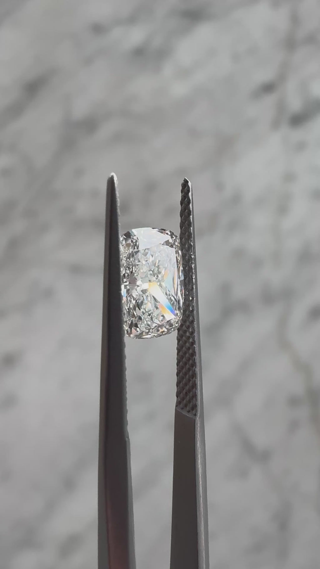 Cushion | 1.51ct E VS2 | 1.39 ratio | IGI Certified LG735540899 | CU151