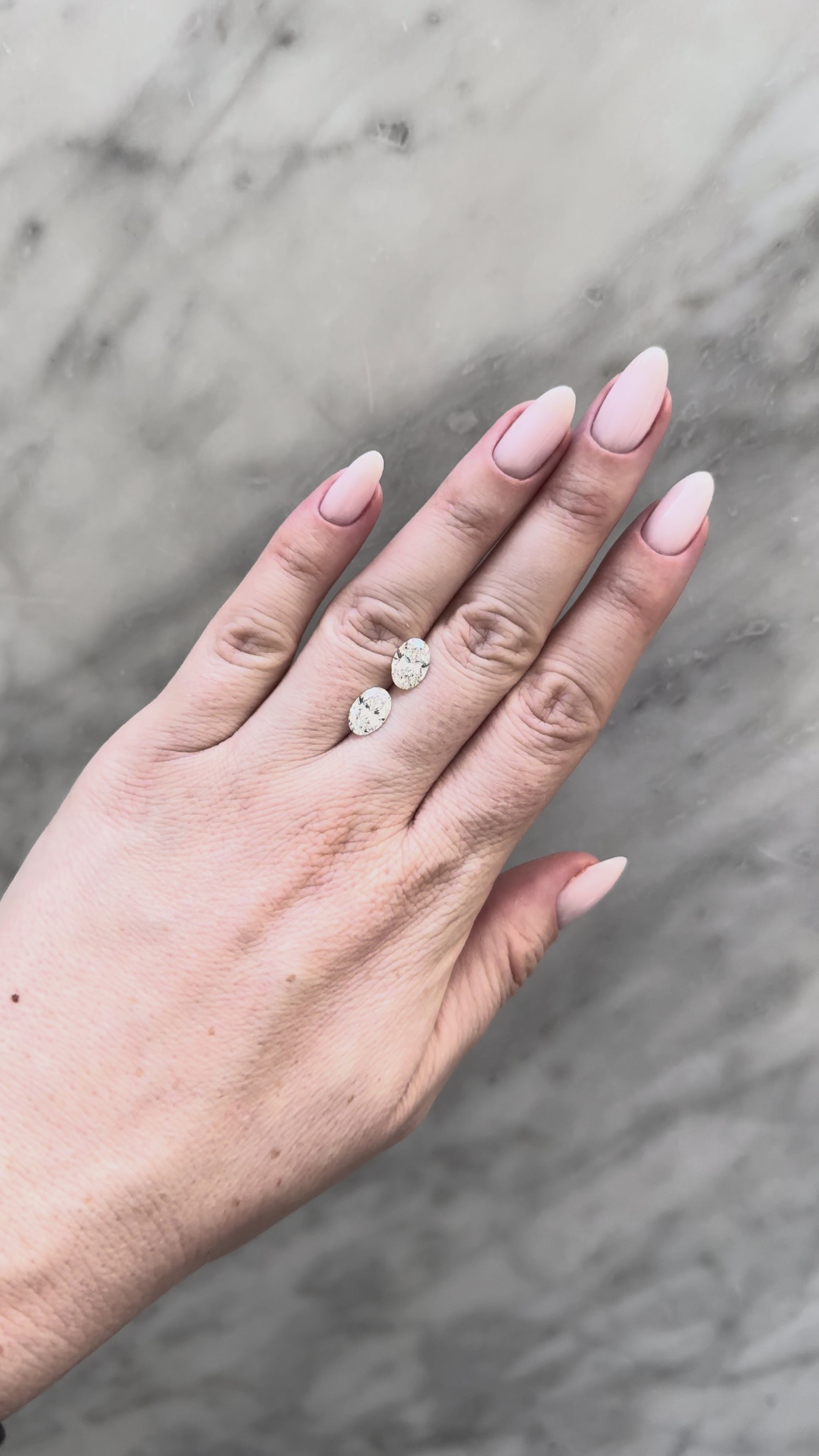 Matched Pair Oval | 3.06ctw E/D VVS2/VS1 | 1.48 ratio | IGI Certified 760594873, 764651612