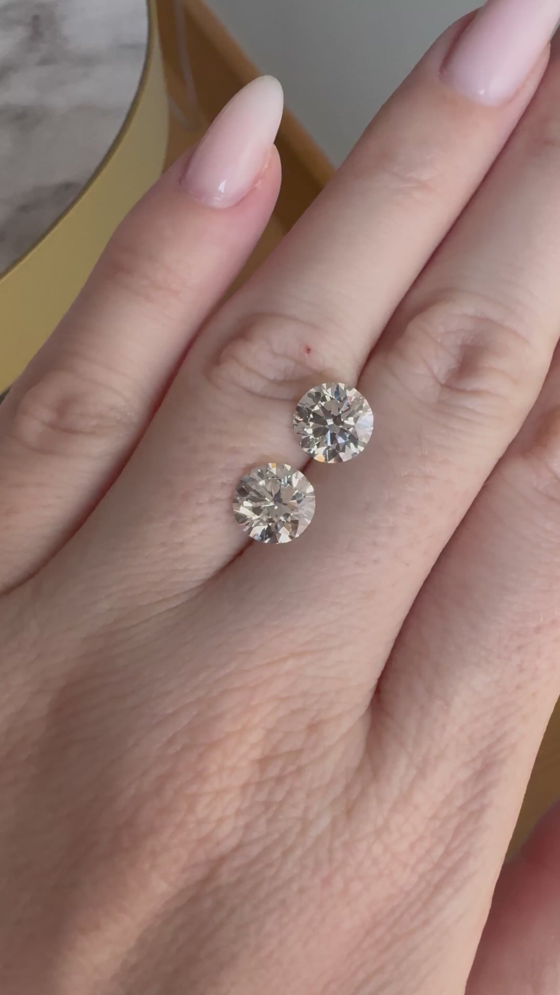 Matched Pair | Round | 3.96ctw D VS1 | MPRD396