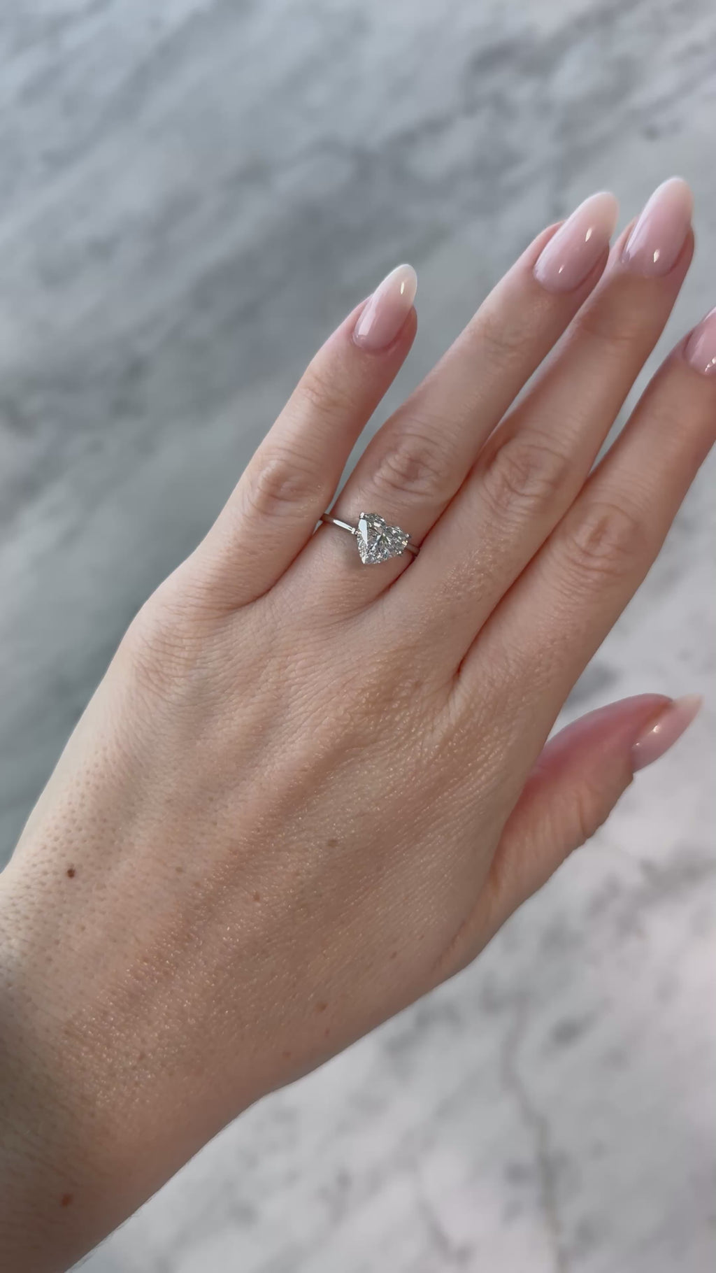 Heart | 2.05ct D VS1 | 1.06 ratio | IGI Certified 631451942 | HT205