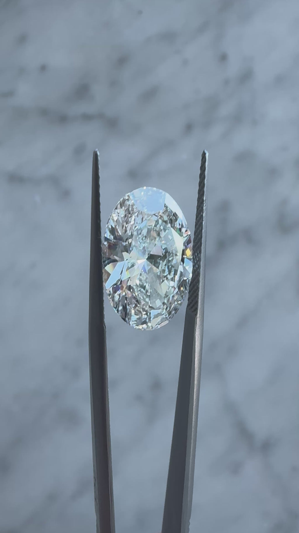 Oval | 7.01ct F VS1 | 1.48 ratio | IGI Certified 637473140 | OV701