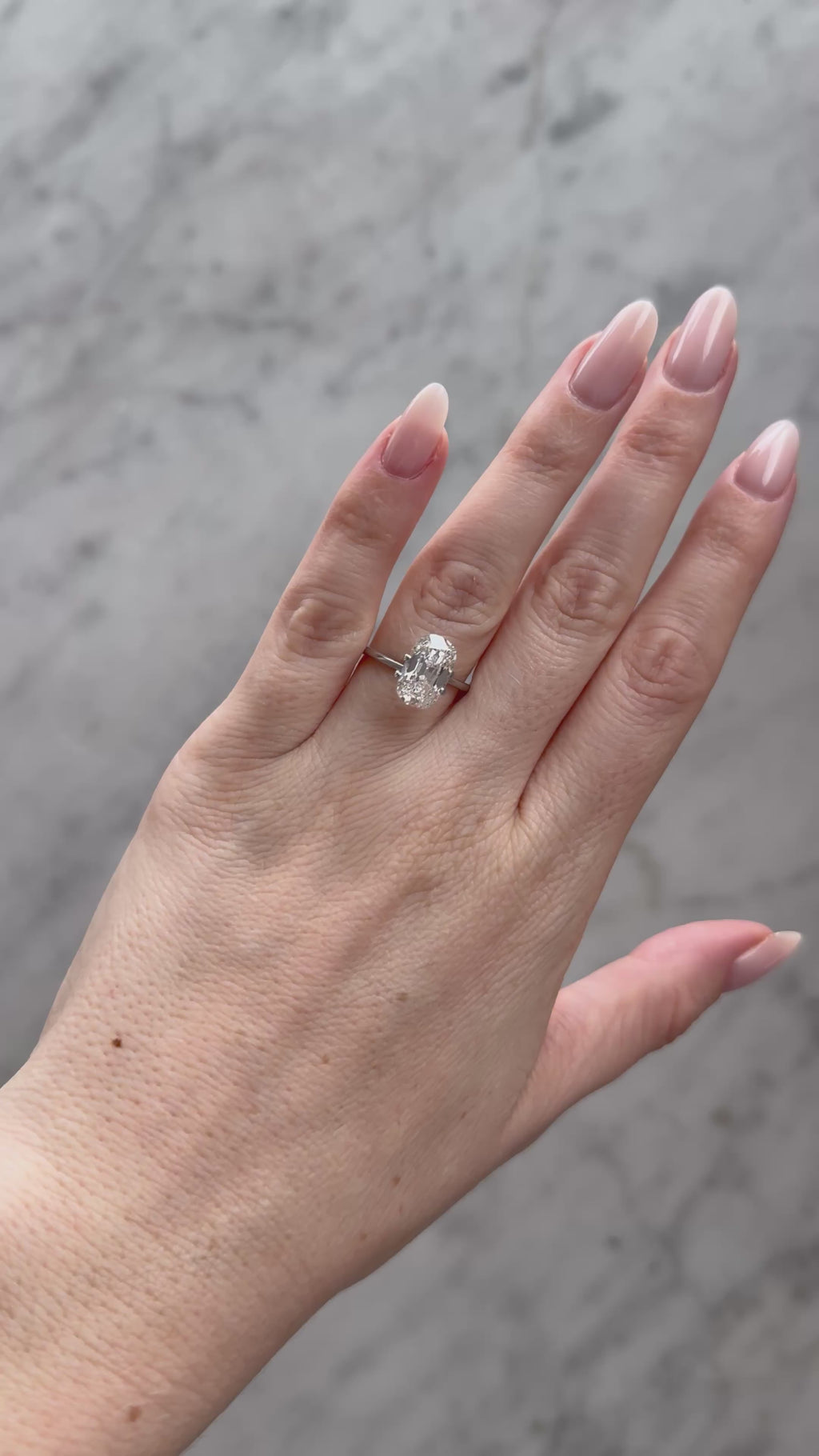 Old Mine Cushion | 3.08ct E VVS2 |  1.59 ratio | LG741592124 | OM3082