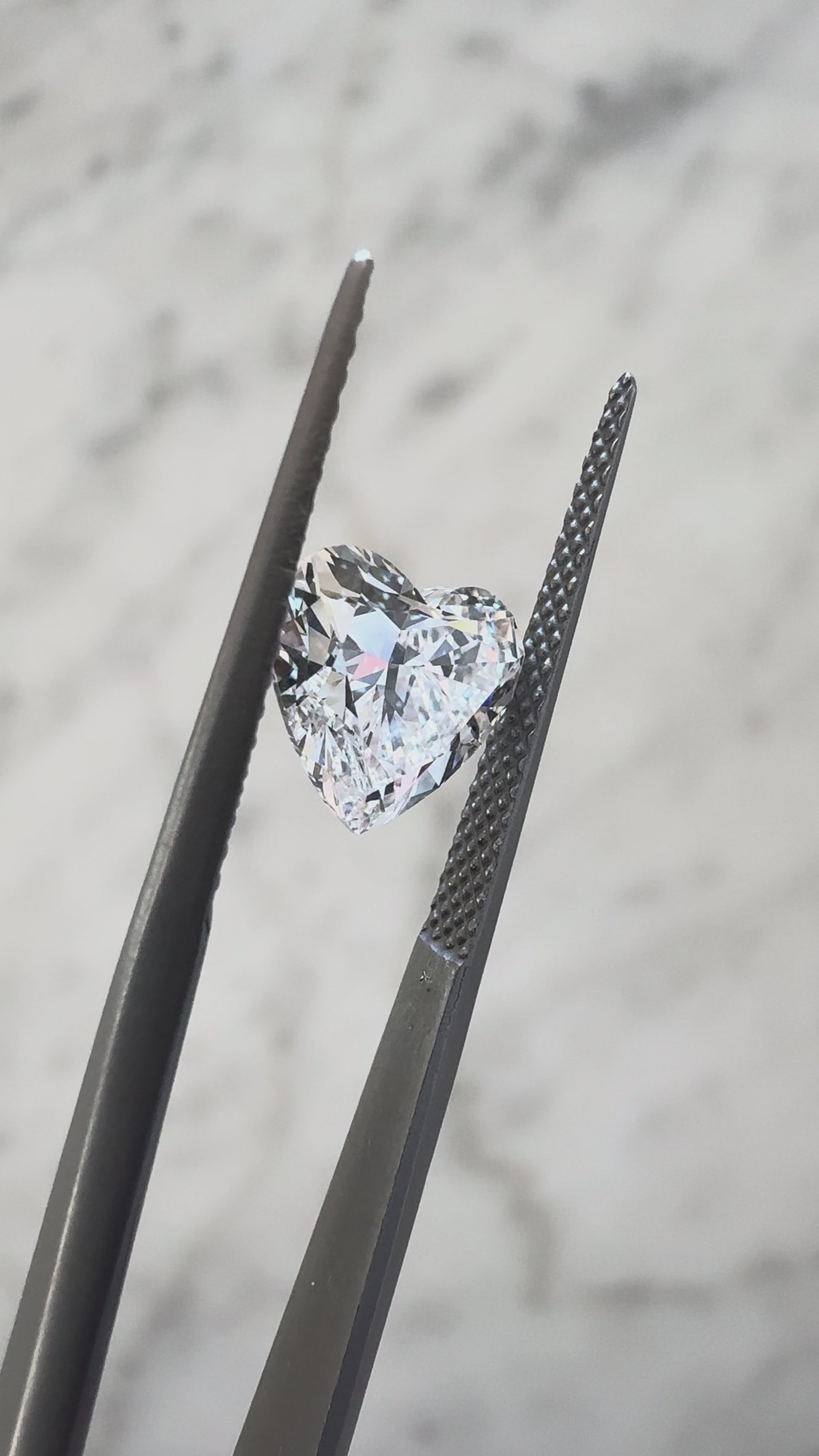 Heart | 2.02ct VS1 D | 1.06 ratio | IGI Certified 782691135