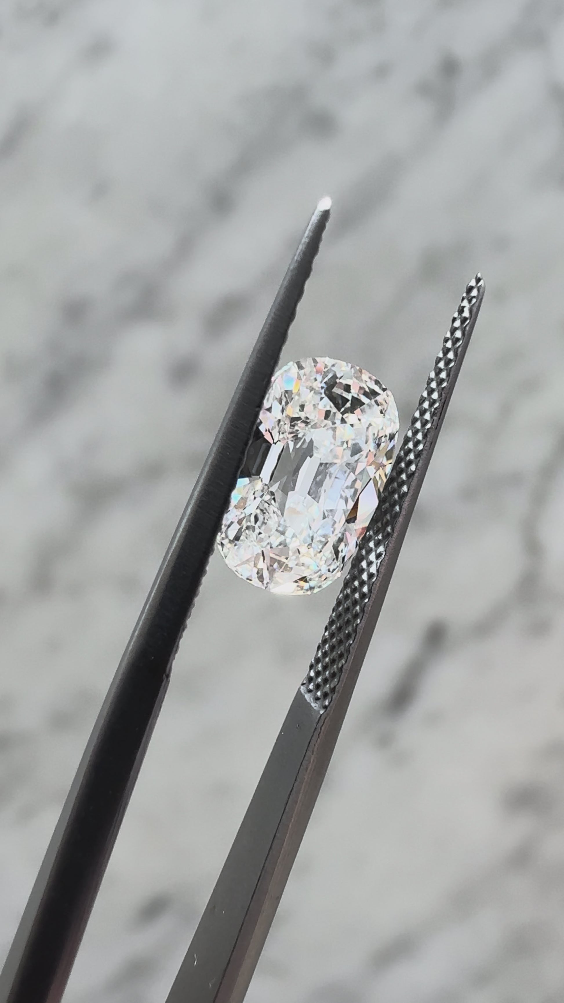 Old Mine Cut | 2.07ct D VVS2 | 1.45 ratio | IGI Certified LG789610582