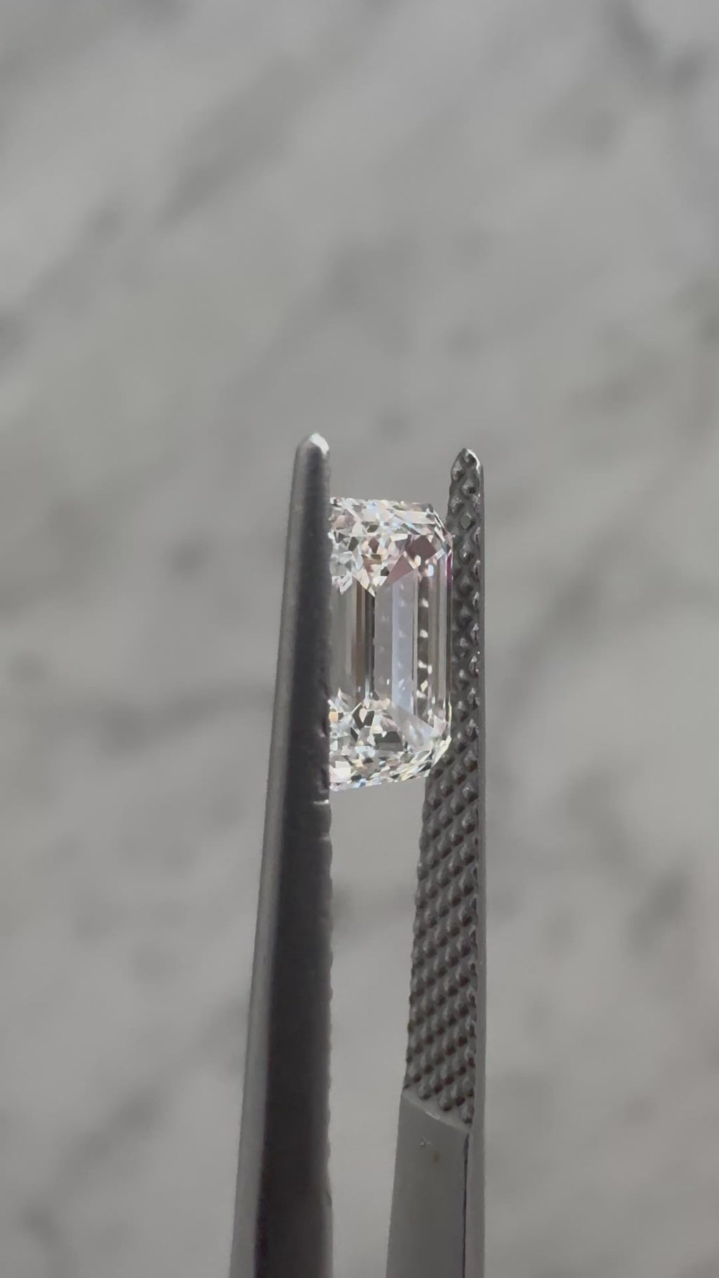 1ct Emerald | G VS2 | Founder's Pick