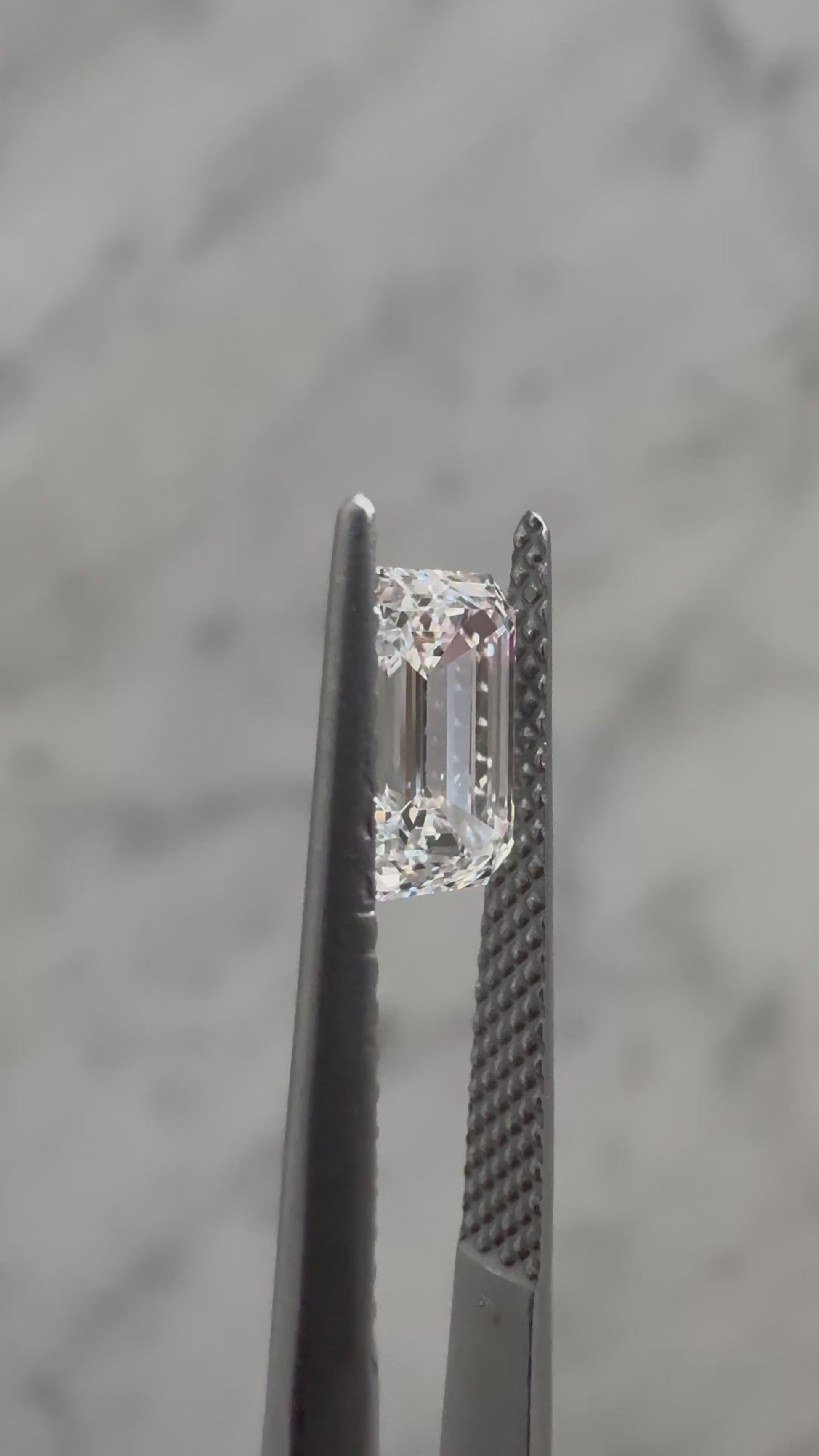 1ct Emerald | G VS2 | Founder's Pick