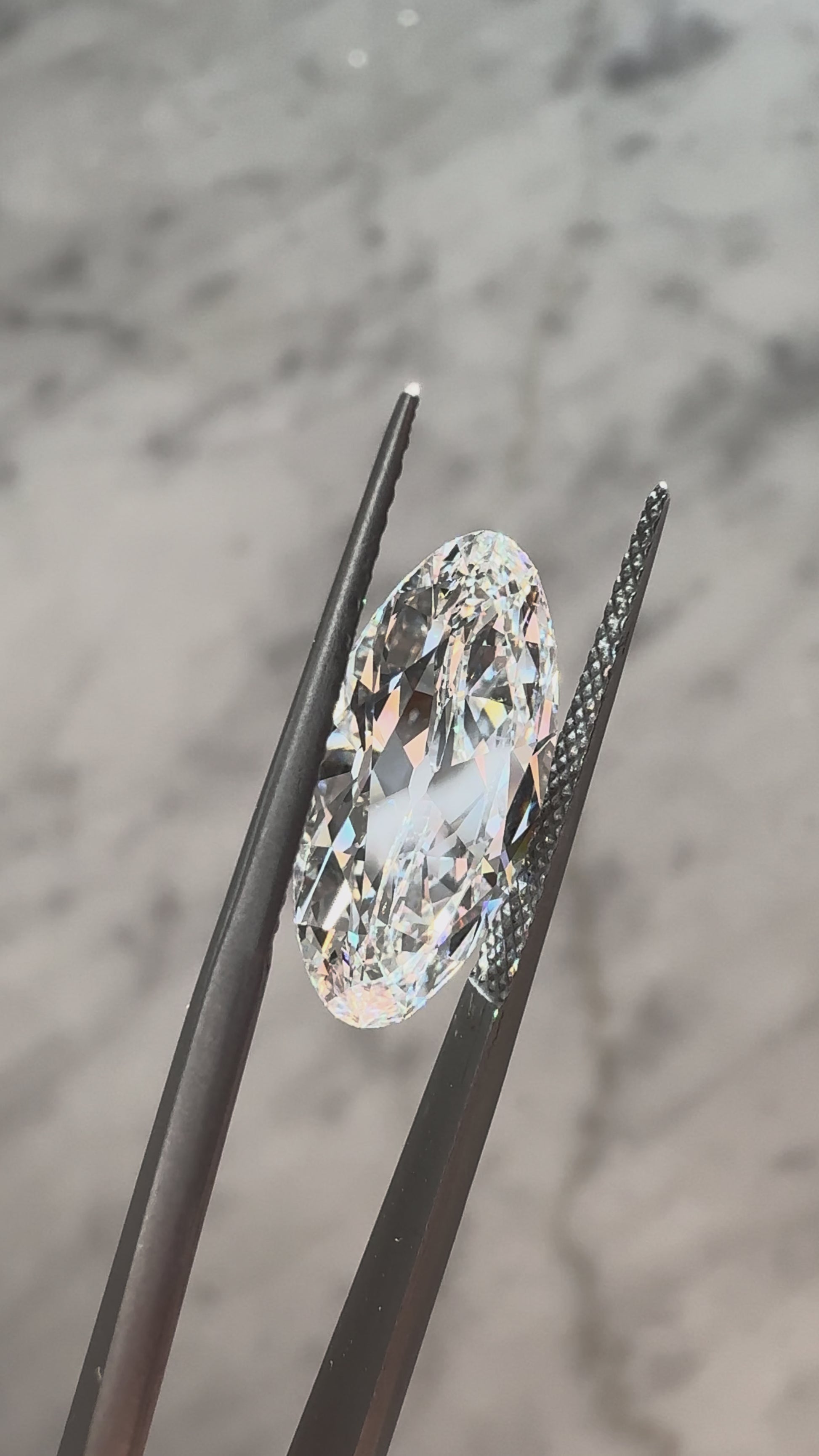 Antique Cut Moval | 5.01ct E VVS2 | 2.01 ratio | IGI Certified 717575248