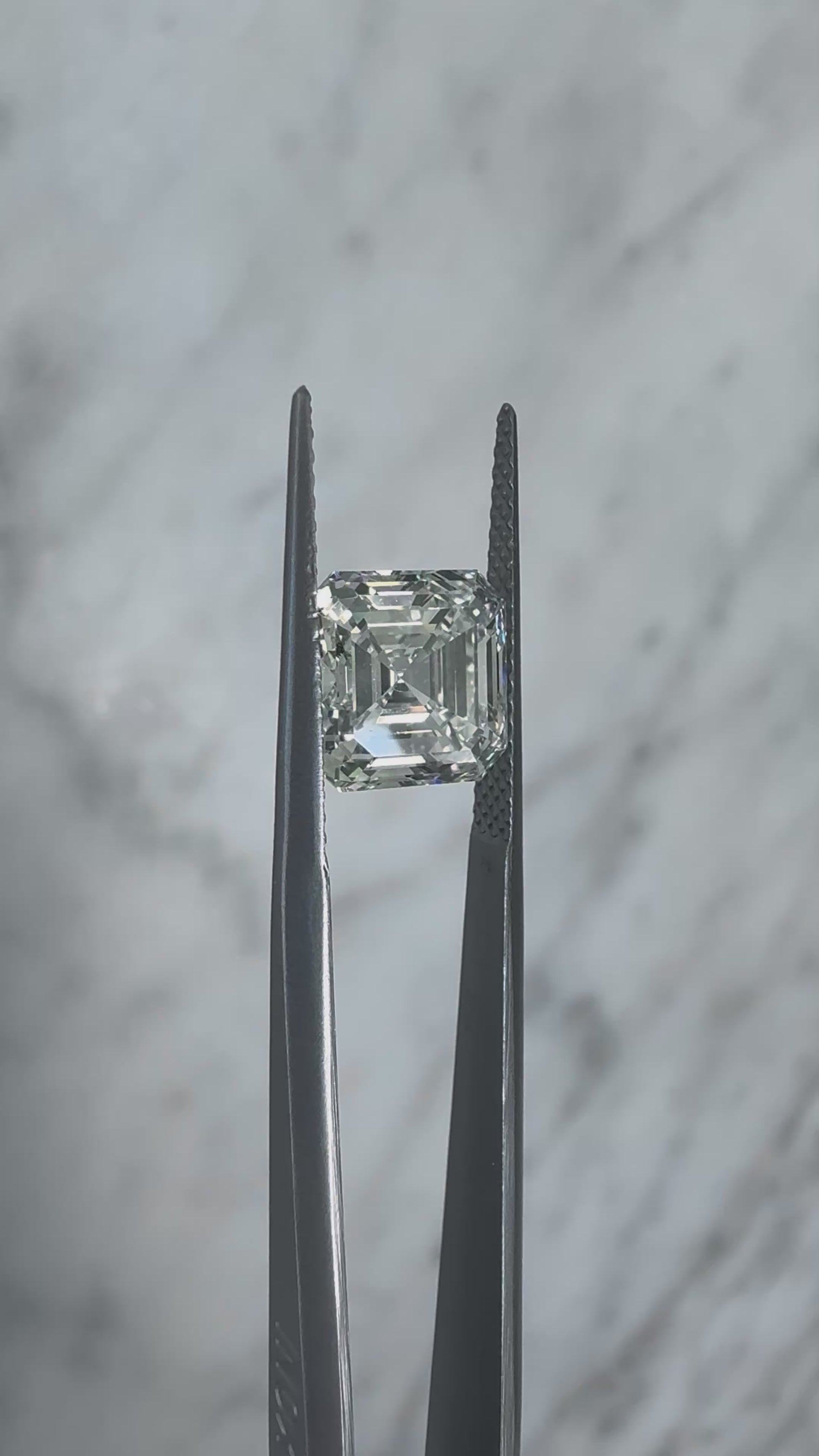 Asscher | 4.02ct F VS1 | IGI Certified 689544564