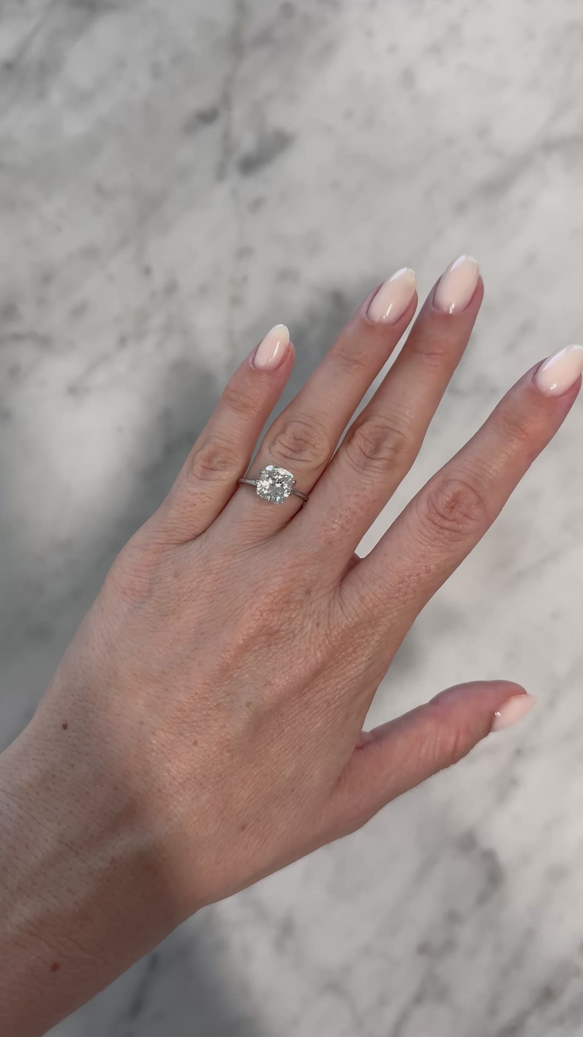Cushion | 3.01ct G VS2 | 1.06 ratio | IGI Certified 598390779