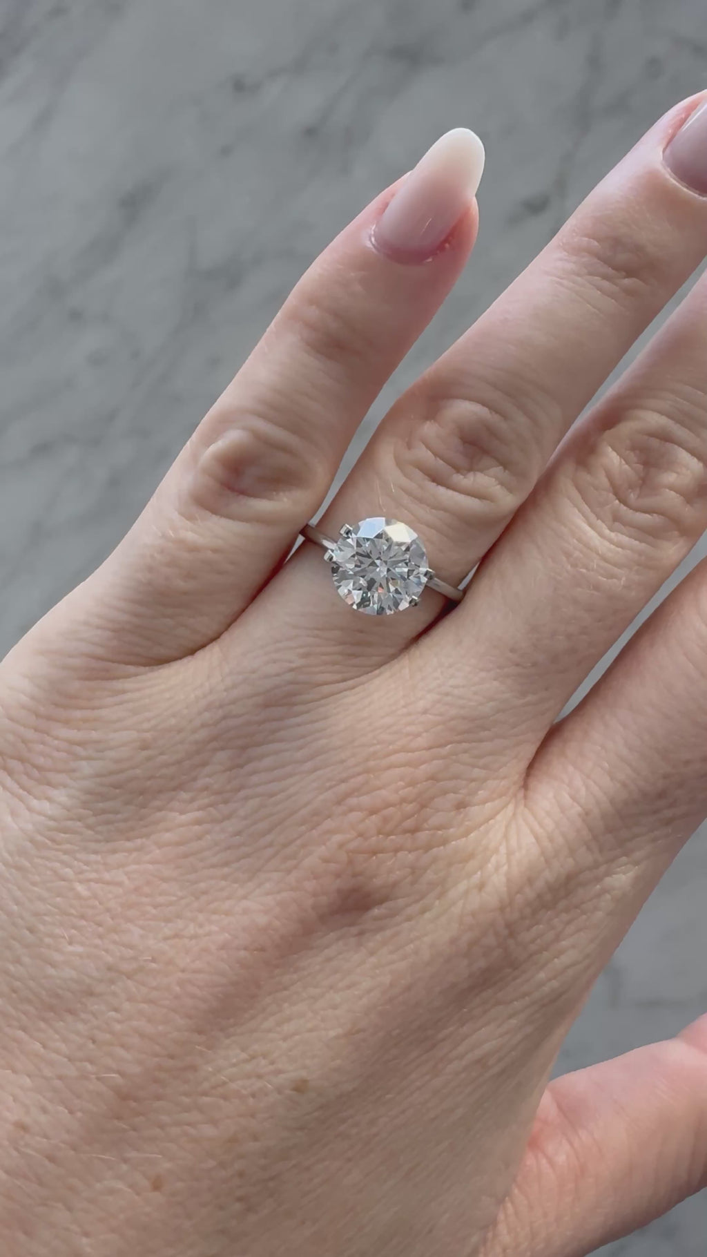 Round | 3.11ct E VS1 | Hearts & Arrows* | IGI Certified 712583984