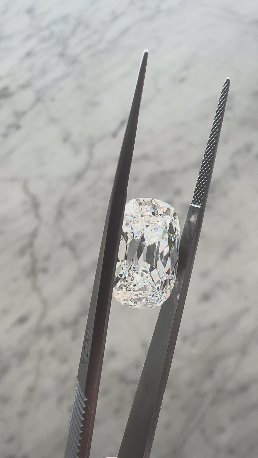 Old Mine Cushion | 9.06ct F VVS2 | 1.49 ratio | IGI Certified LG754506670