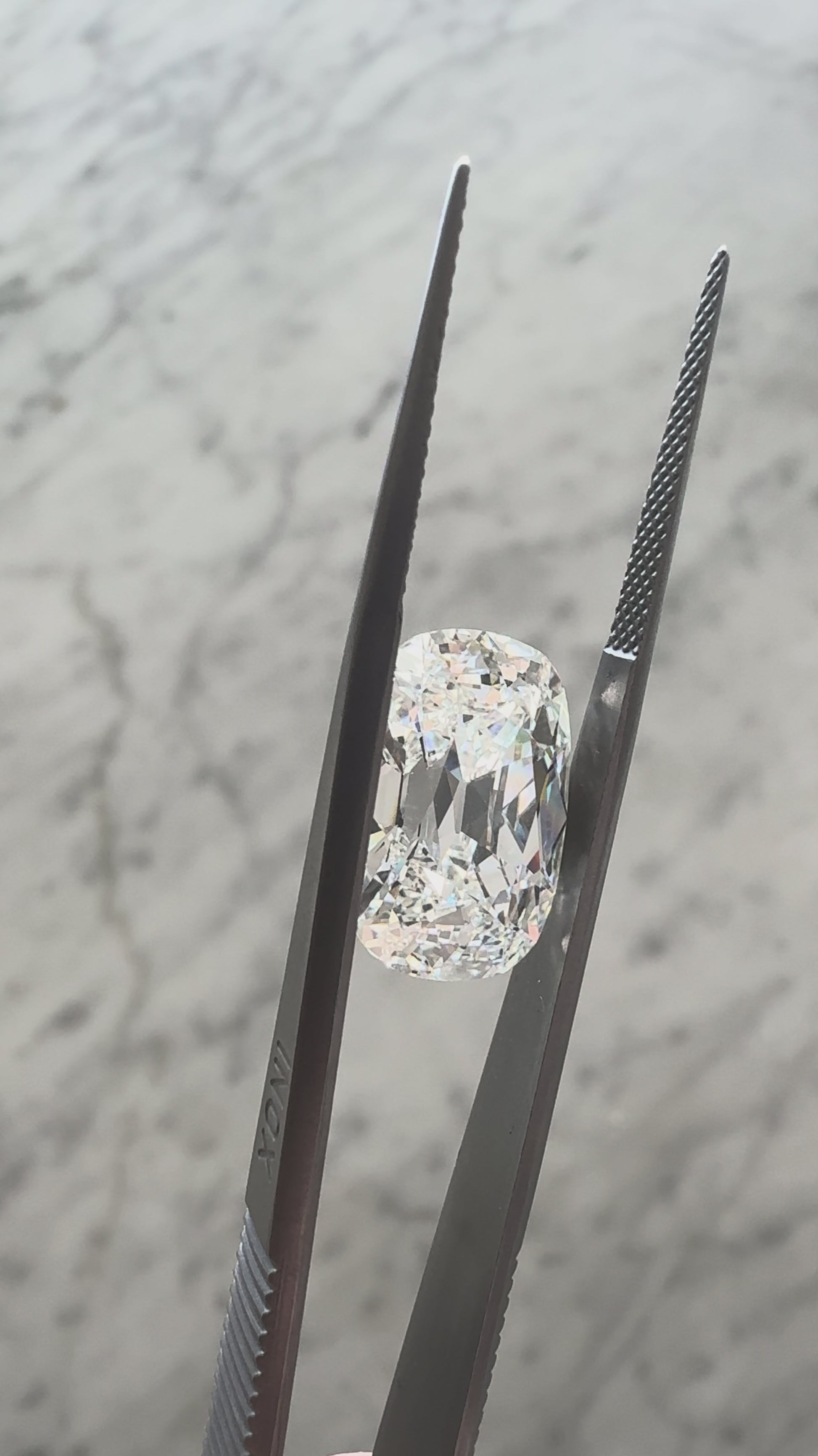 Old Mine Cushion | 9.06ct F VVS2 | 1.49 ratio | IGI Certified LG754506670