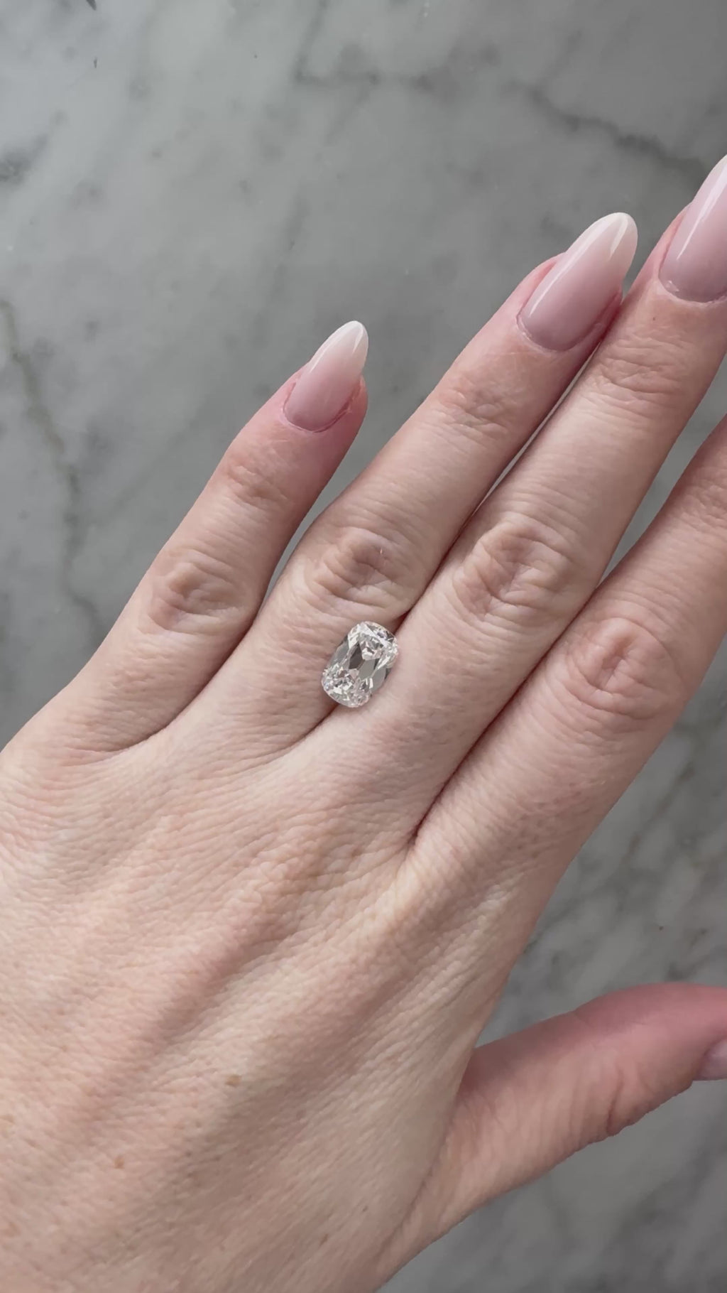 Old Mine Cushion | 2.97ct D VS2 | 1.52 ratio | LG743512172 | OM297