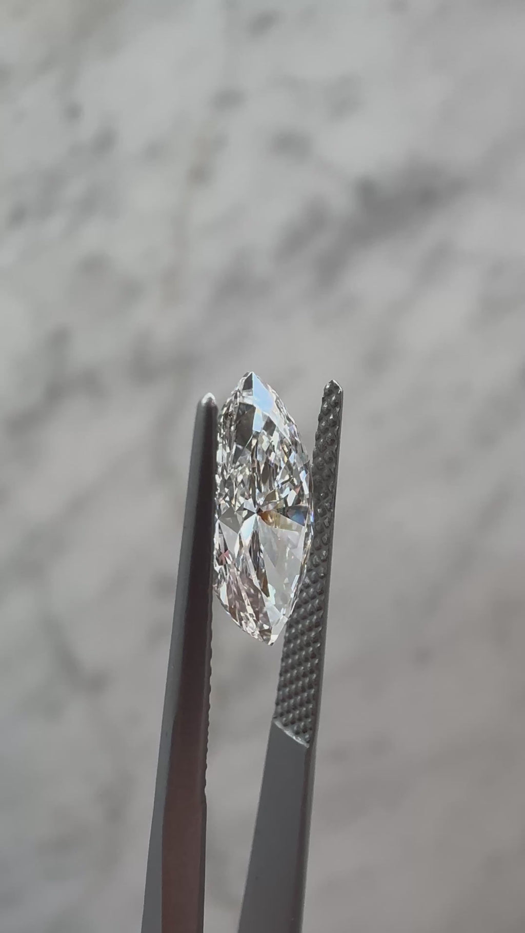 Marquise | 1.90ct F VS1 | 1.89 ratio | IGI Certified 668409515
