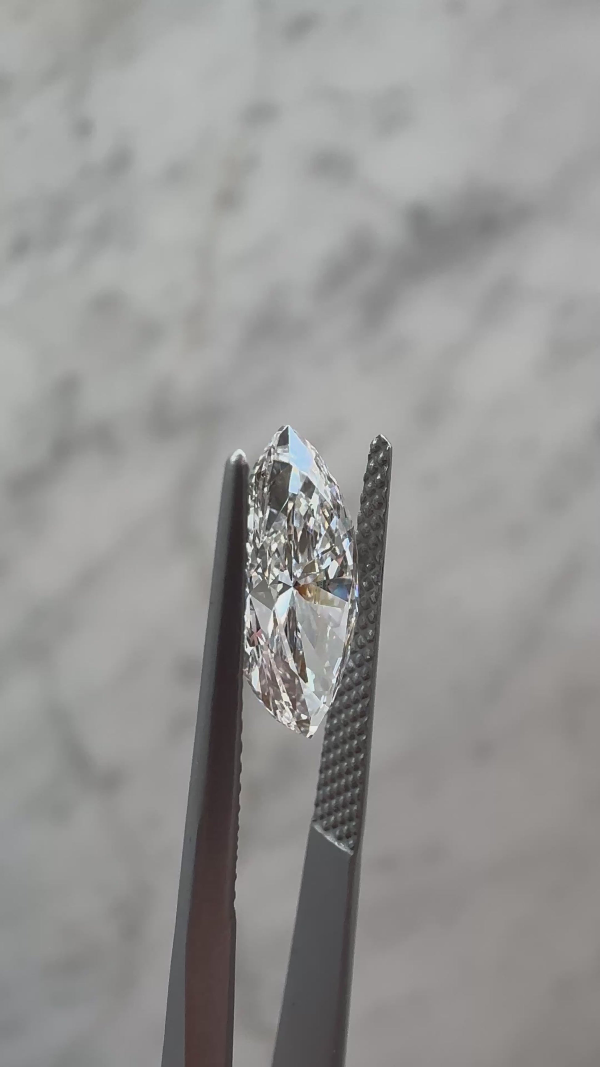 Marquise | 1.90ct F VS1 | 1.89 ratio | IGI Certified 668409515