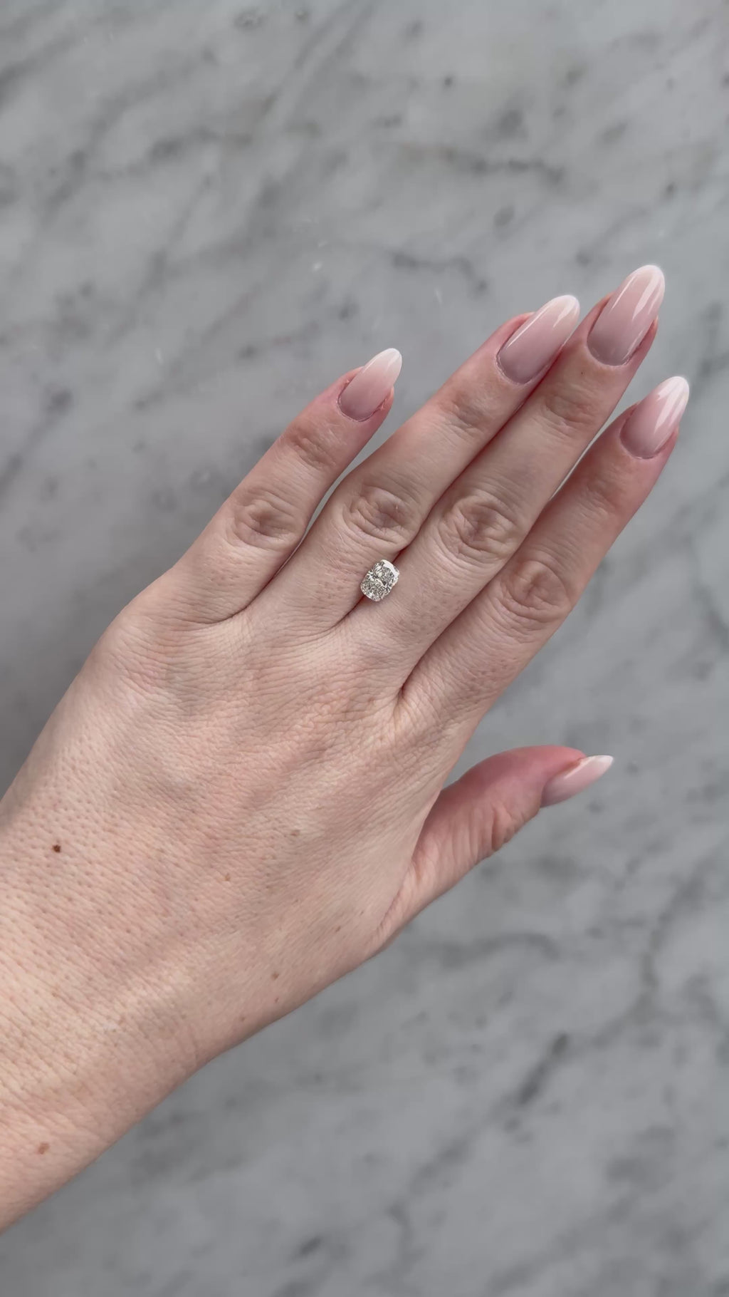 Cushion | 1.41ct D VS2 | 1.39 ratio | IGI Certified LG665422430 | CU141