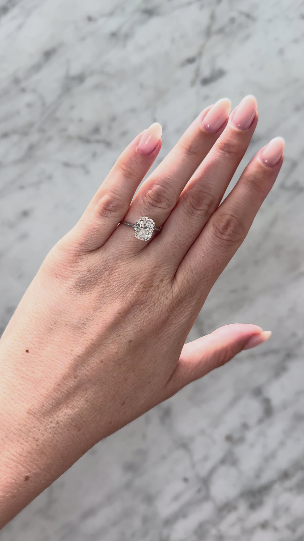 Cushion | 3.03ct F VVS2 | 1.30 ratio | IGI Certified 805692128