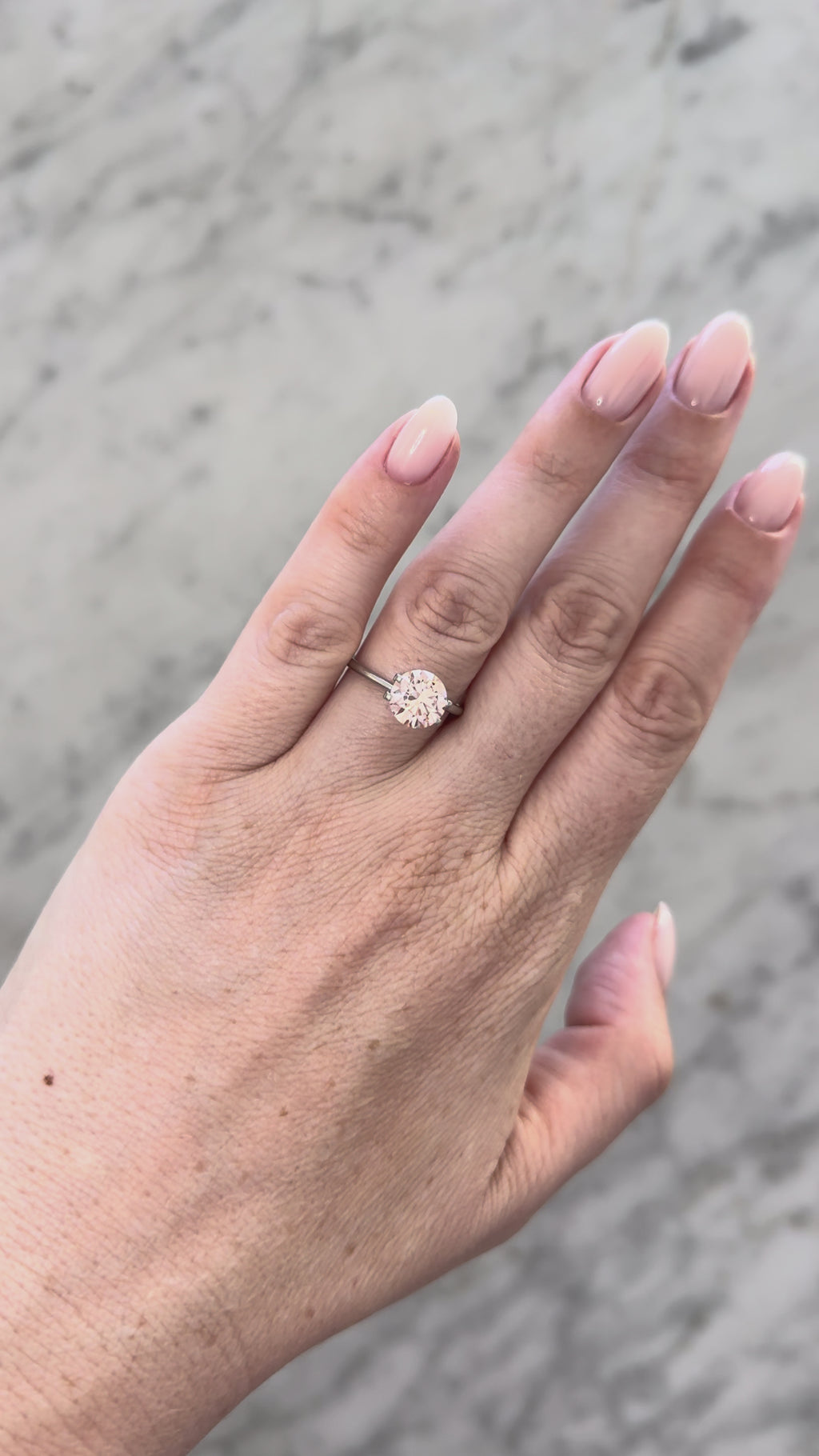 Round | 2.21ct Fancy Intense Pink VS1 | IGI Certified 690508679