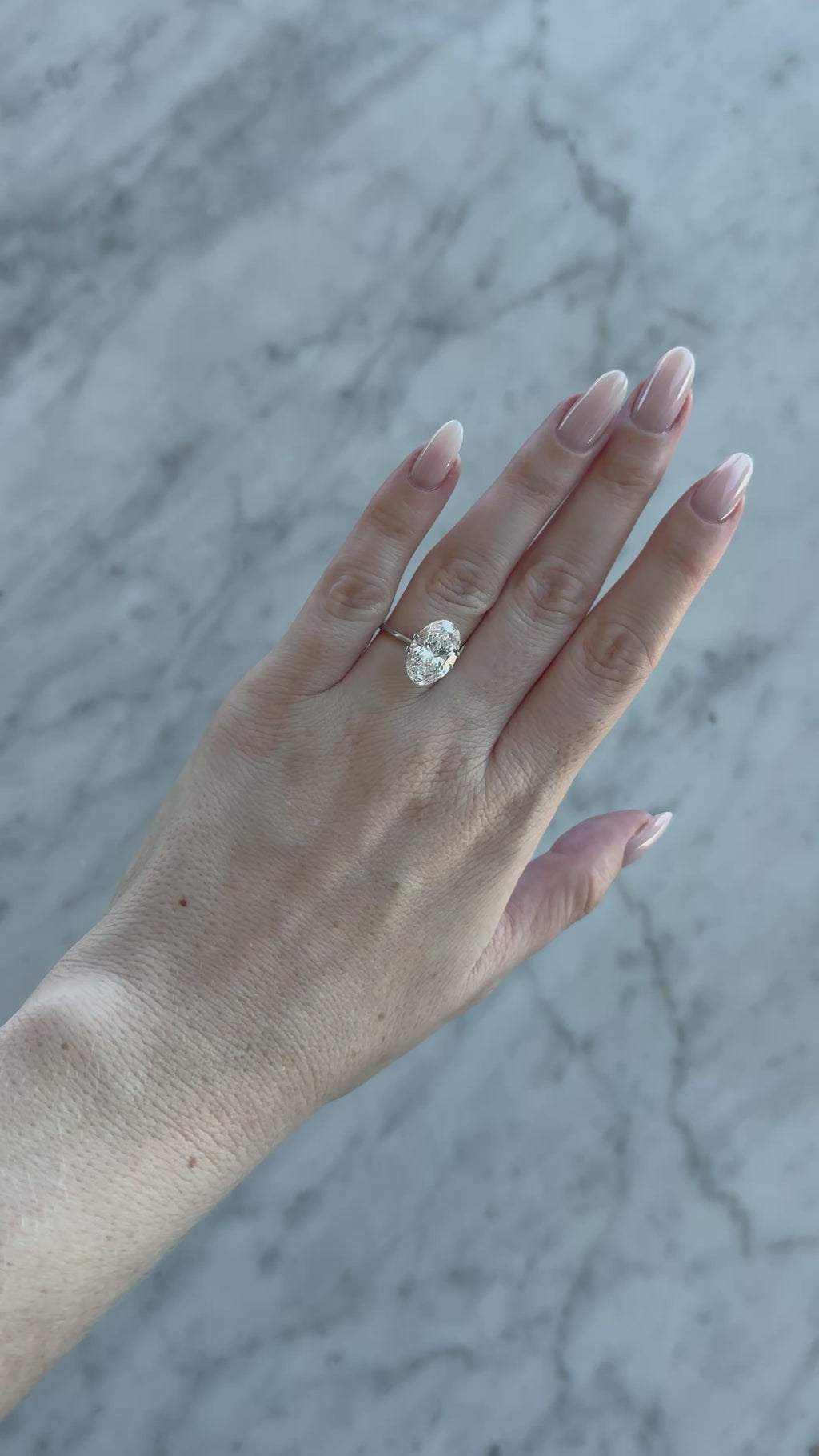 Oval | 5.58ct D VS1 | 1.47 ratio | IGI Certified LG702514010 | OV558