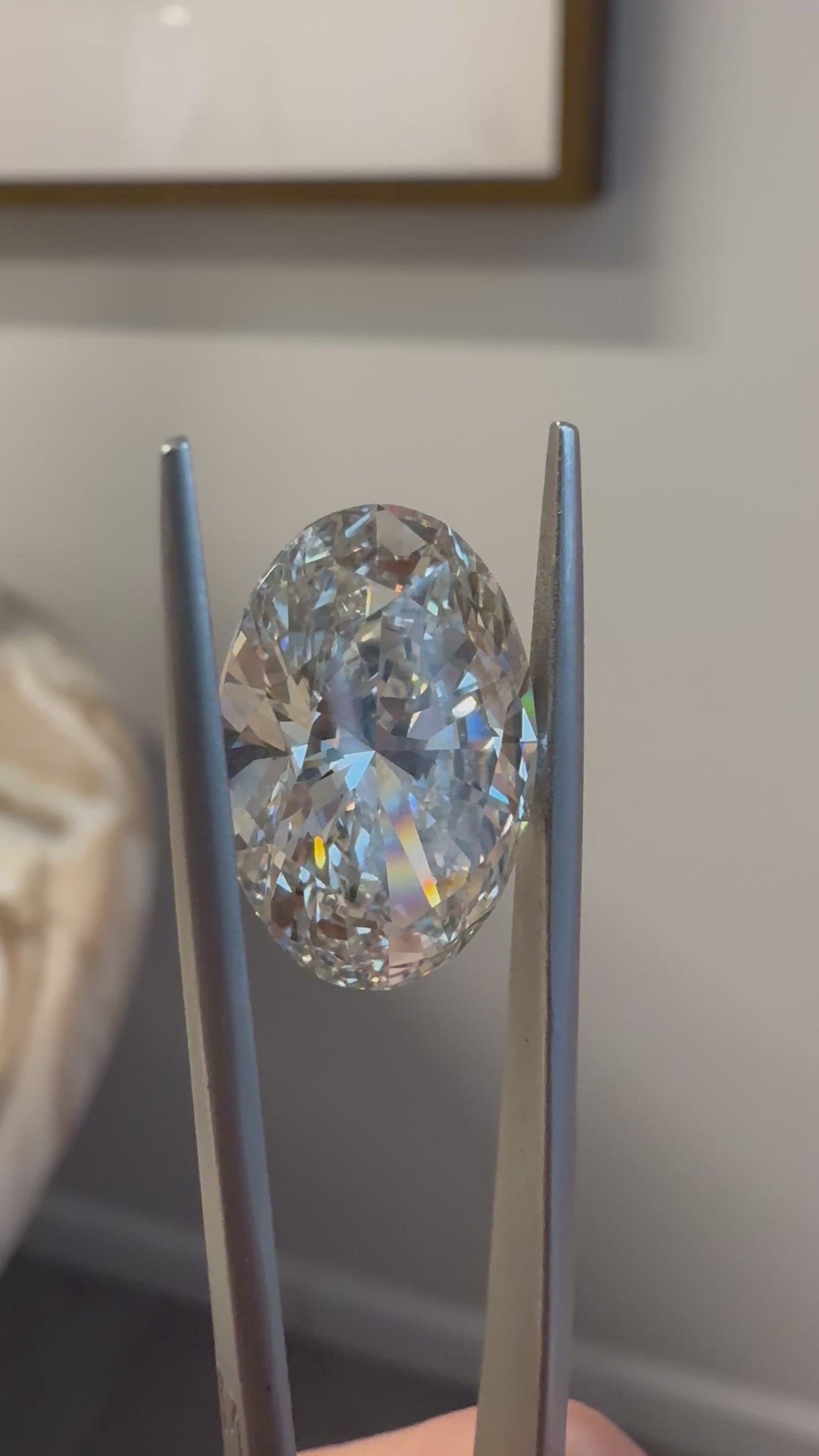 Oval | 9.53ct K-M VS2 | 1.46 ratio | Non-certified