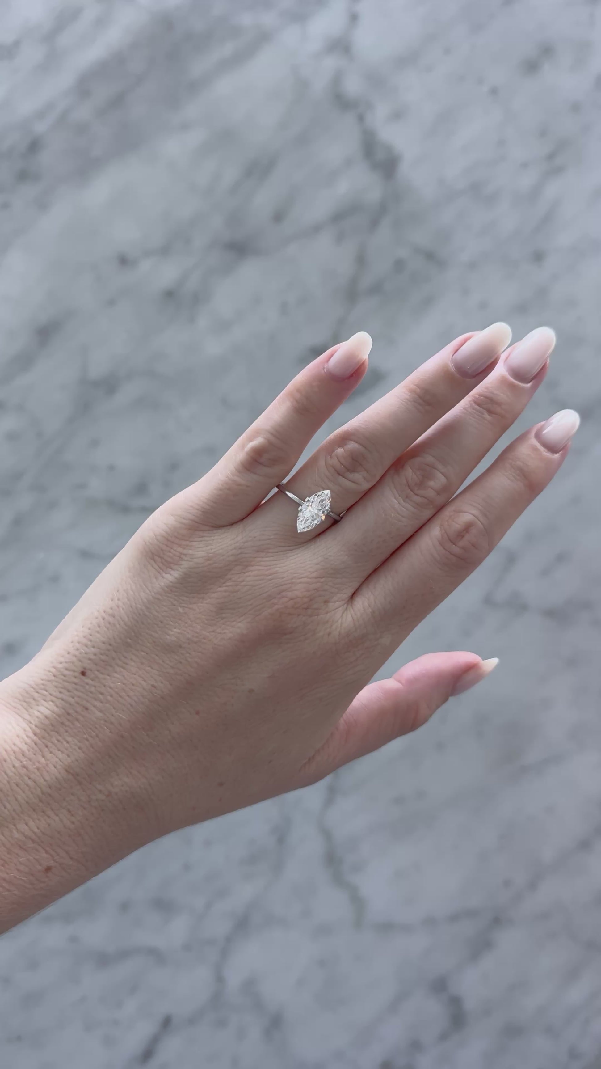 Marquise | 2.05ct D VS1 | 2.05 ratio | IGI Certified 668474131