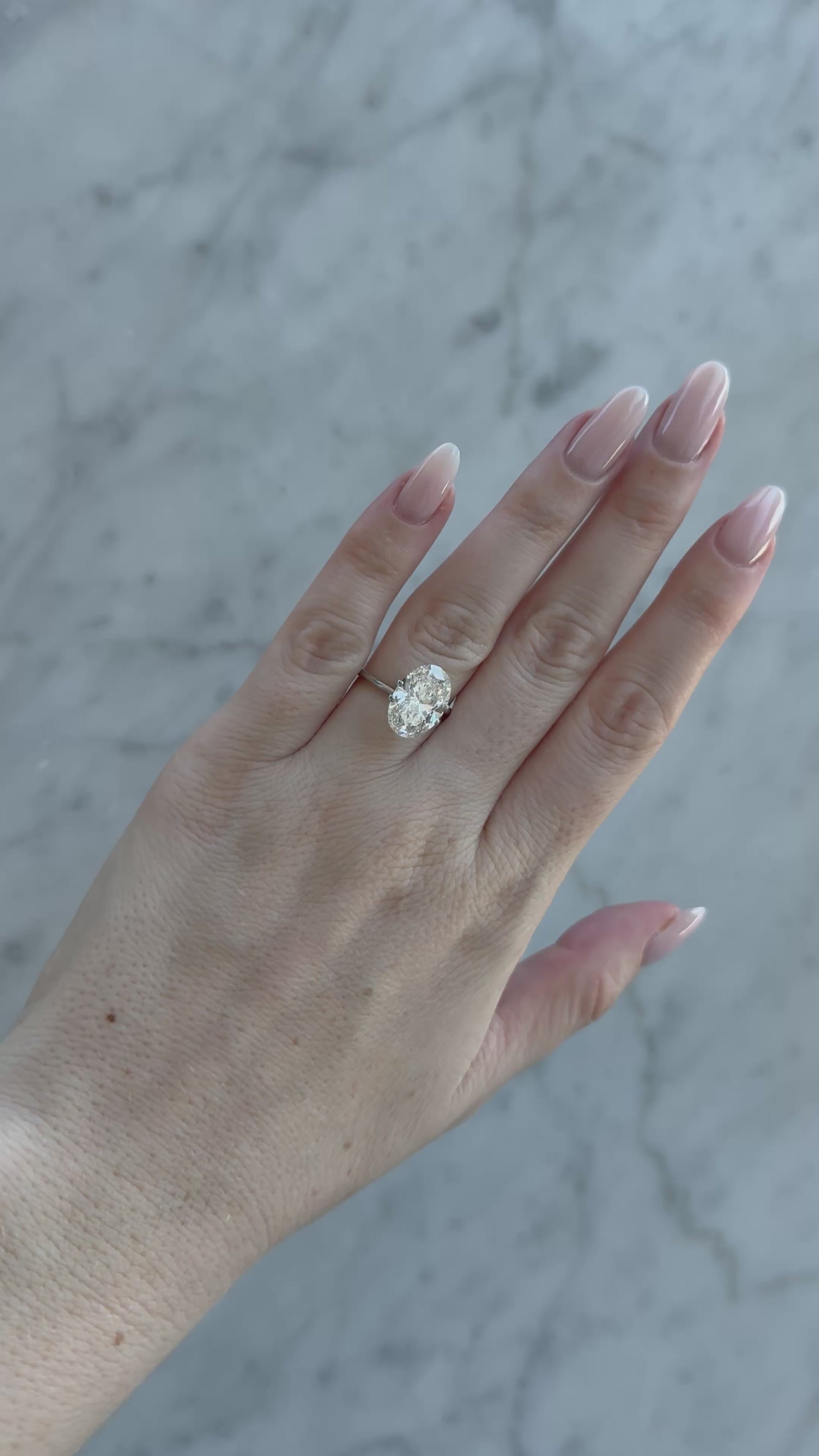 Oval | 5.06ct F VS1 | 1.48 ratio | IGI Certified 627418113 | OV506