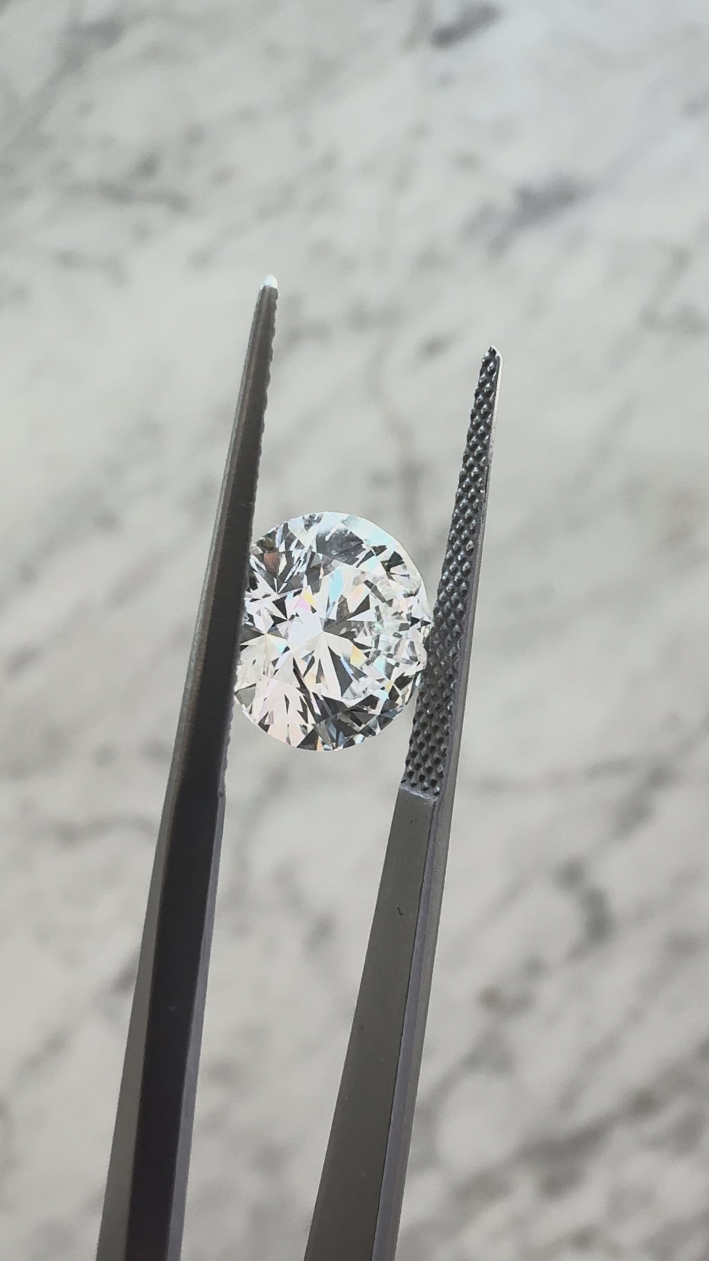 Round | 3.21ct E VS1 | IGI Certified 793648410