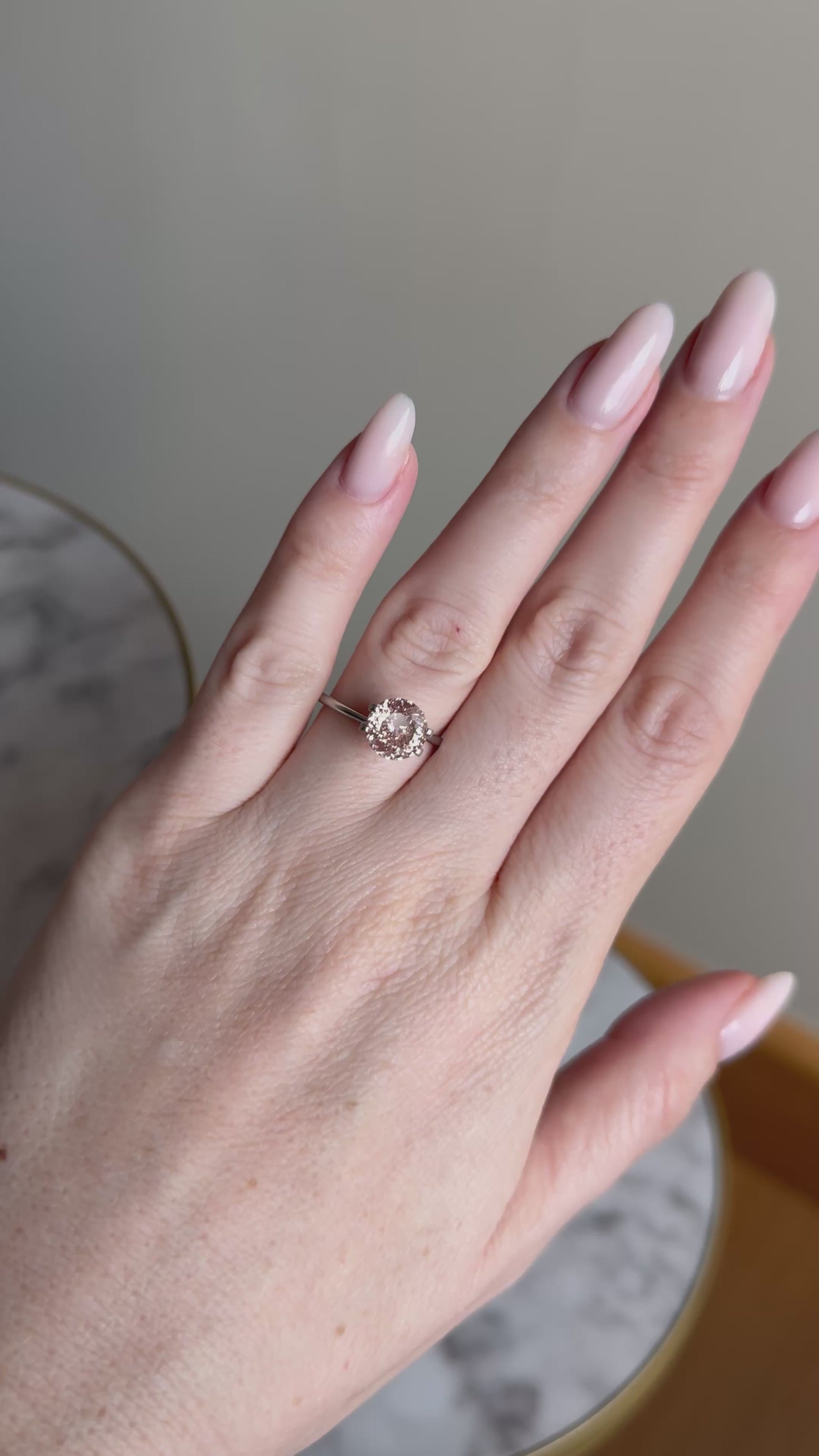 Portuguese | 2.51ct Fancy Intense Pinkish Pink VS1 | 662457037 | FPORT251