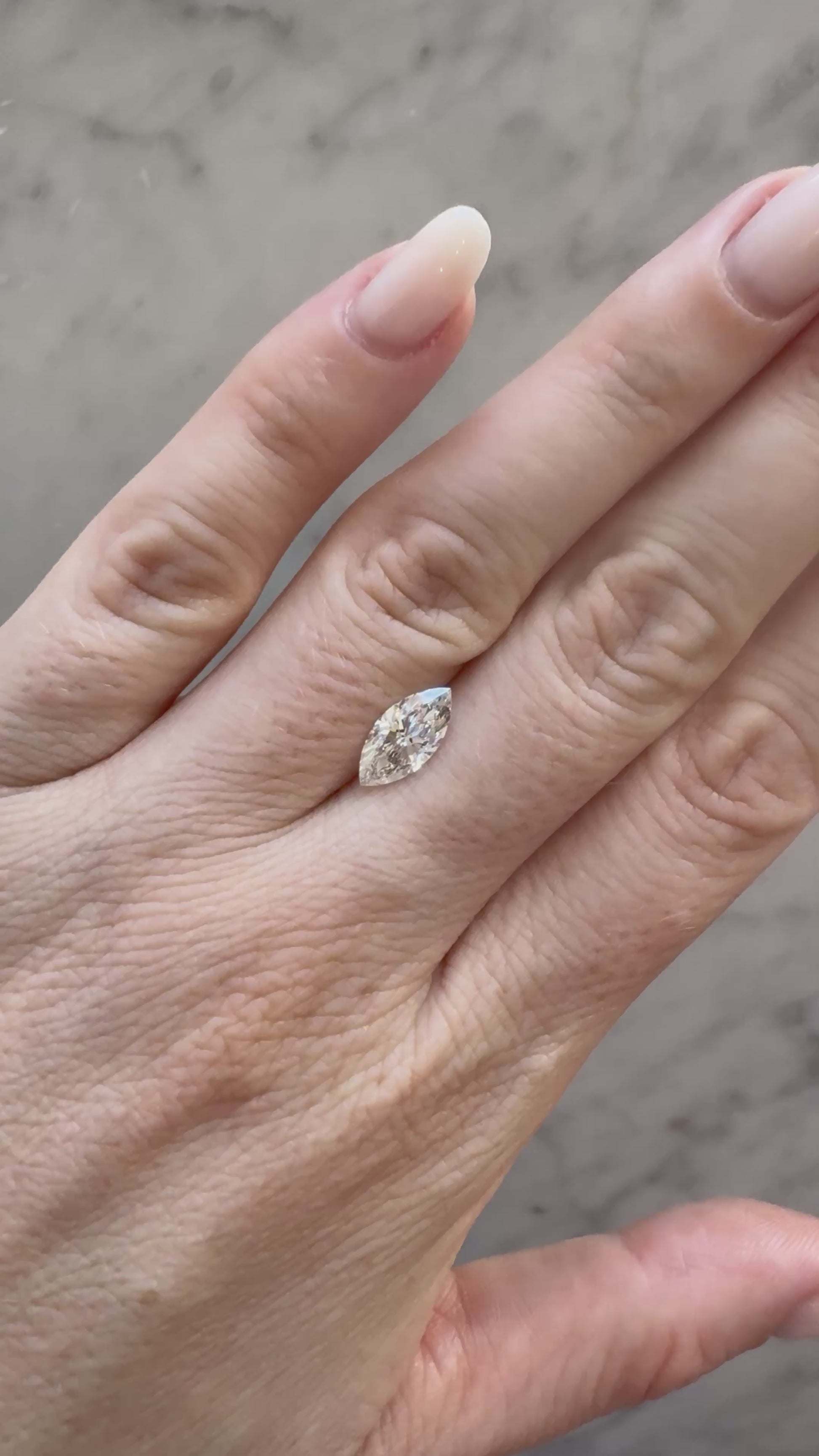 Marquise | 1.39ct F VS1 | 2.07 ratio | IGI Certified 653424357