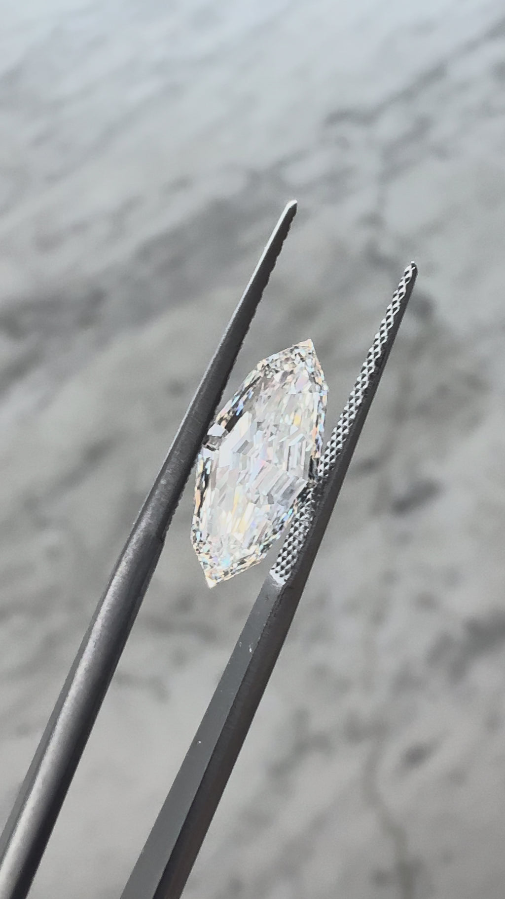 Stepcut Marquise | 2.47ct F VS1 | 2.04 ratio | IGI Certified LG803630551