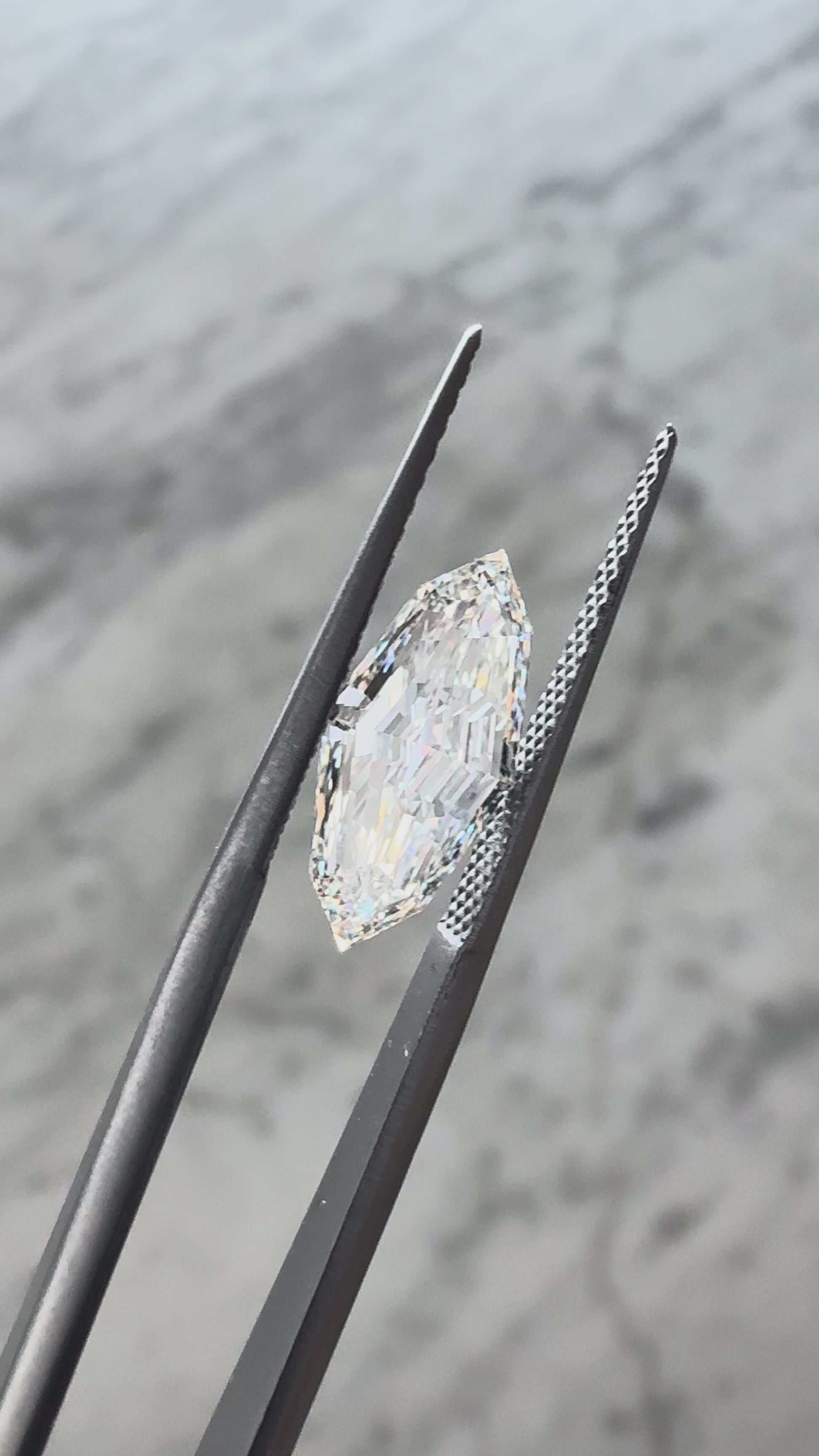 Stepcut Marquise | 2.47ct F VS1 | 2.04 ratio | IGI Certified LG803630551